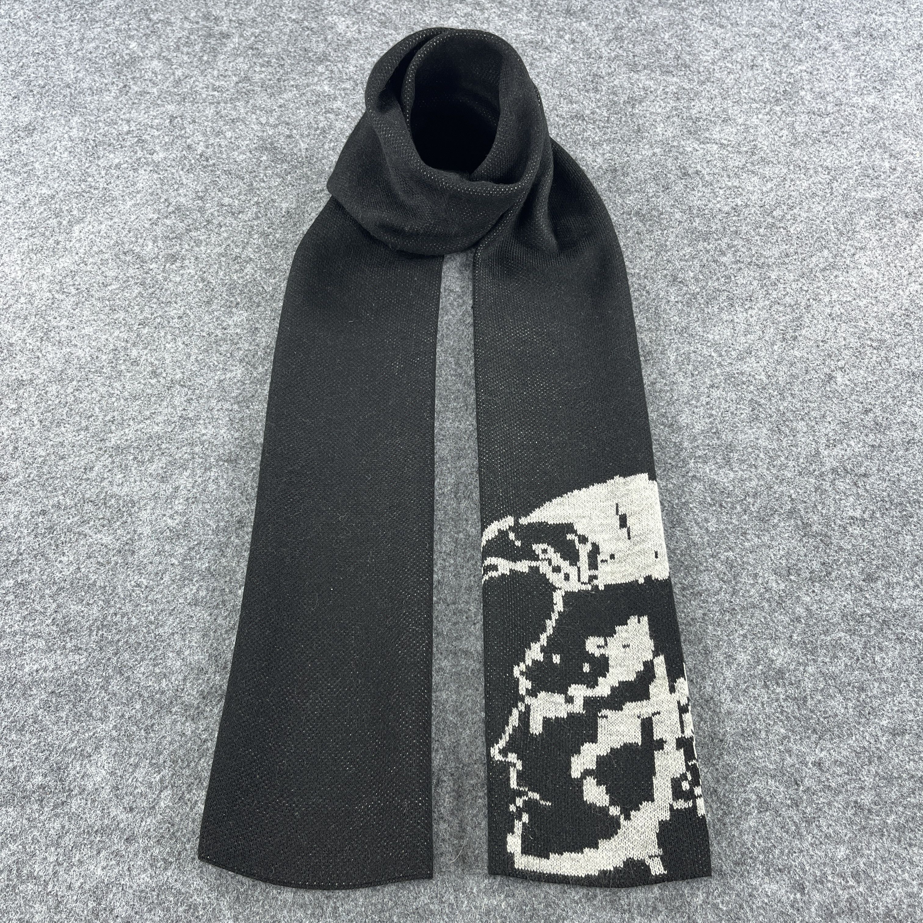 Diesel Diesel Big Logo Scarf / Muffler / Neckwear T1278 Size ONE SIZE - 1 Thumbnail