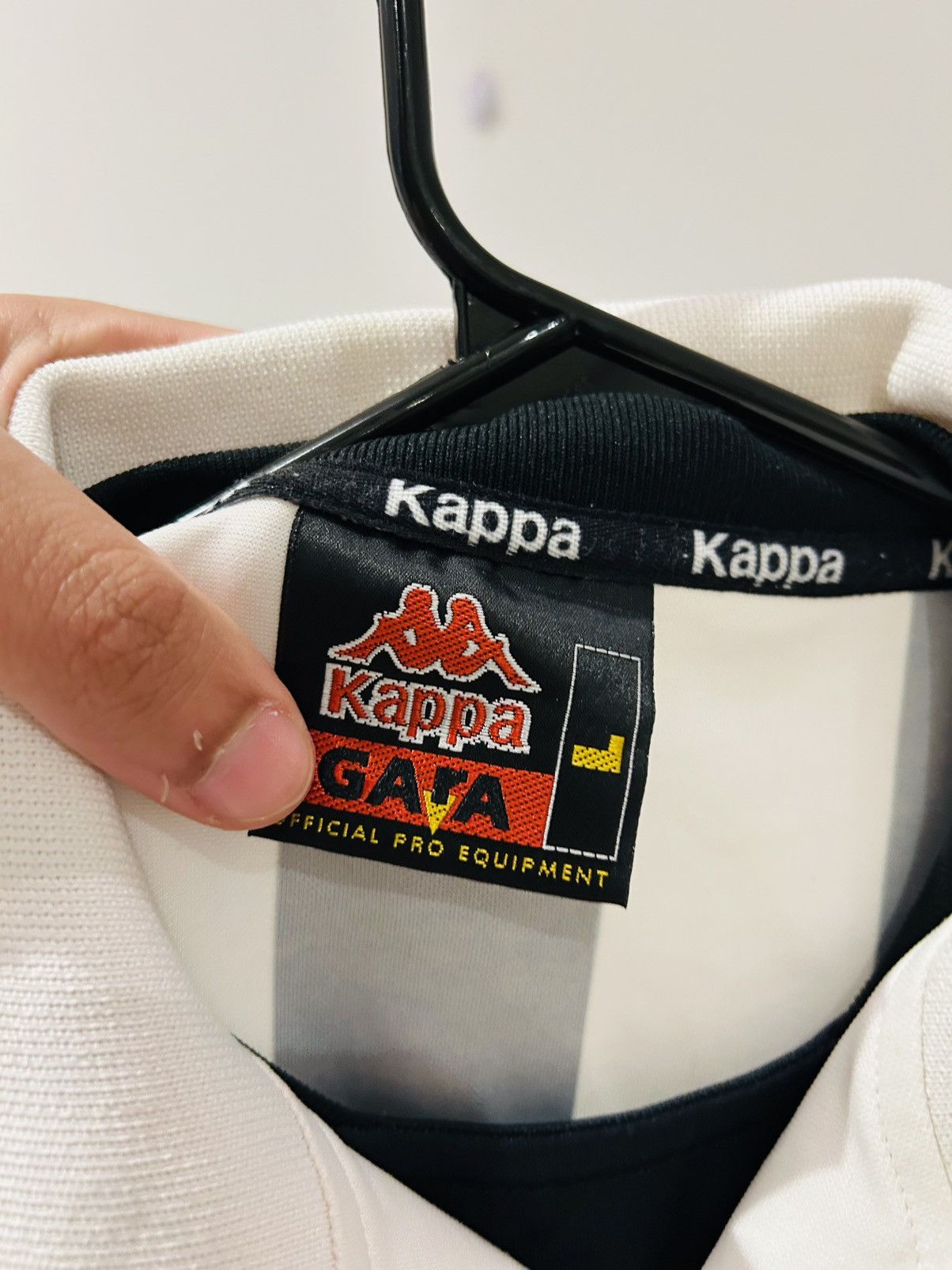Kappa × Vintage Juventus 1998/99 home jersey Size US L / EU 52-54 / 3 - 3 Thumbnail