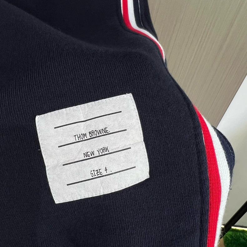 Thom Browne Thom Browne size4 Casual trousers with pleats Size US 28 / EU 44 - 5 Thumbnail