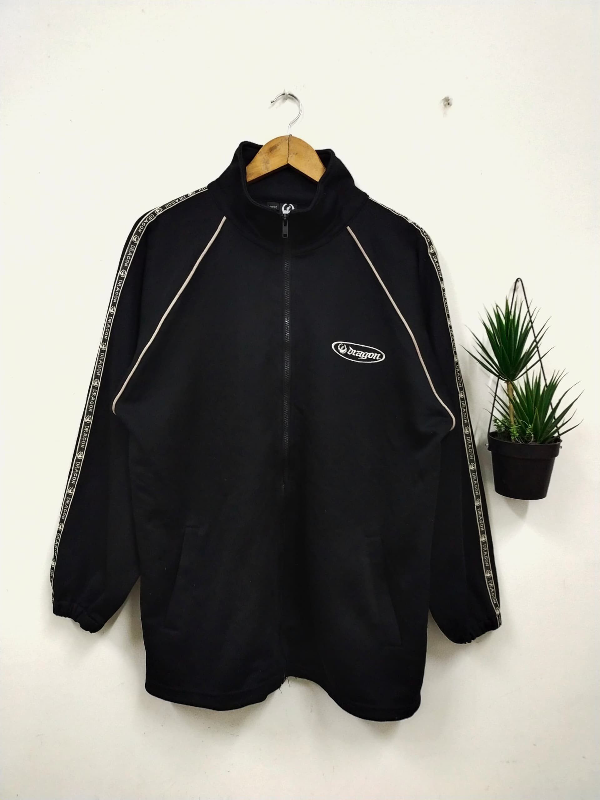 Vintage Vintage Dragon Skateboards sweater zipper side taped Size US L / EU 52-54 / 3 - 1 Thumbnail