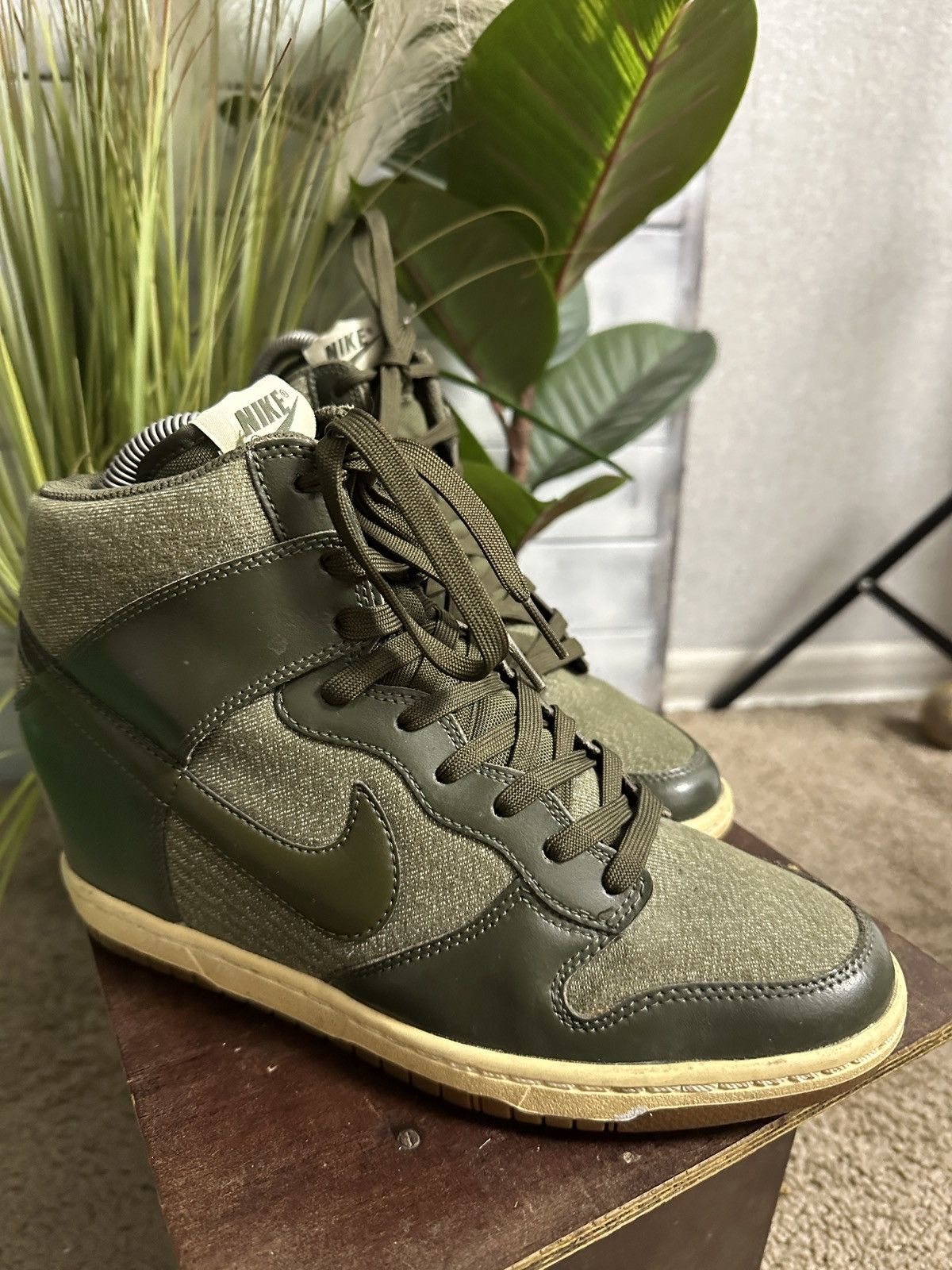 Nike Rare Vintage Hi Top Sneaker Nike Size 41 Swoosh Size US 9.5 / IT 39.5 - 2 Thumbnail