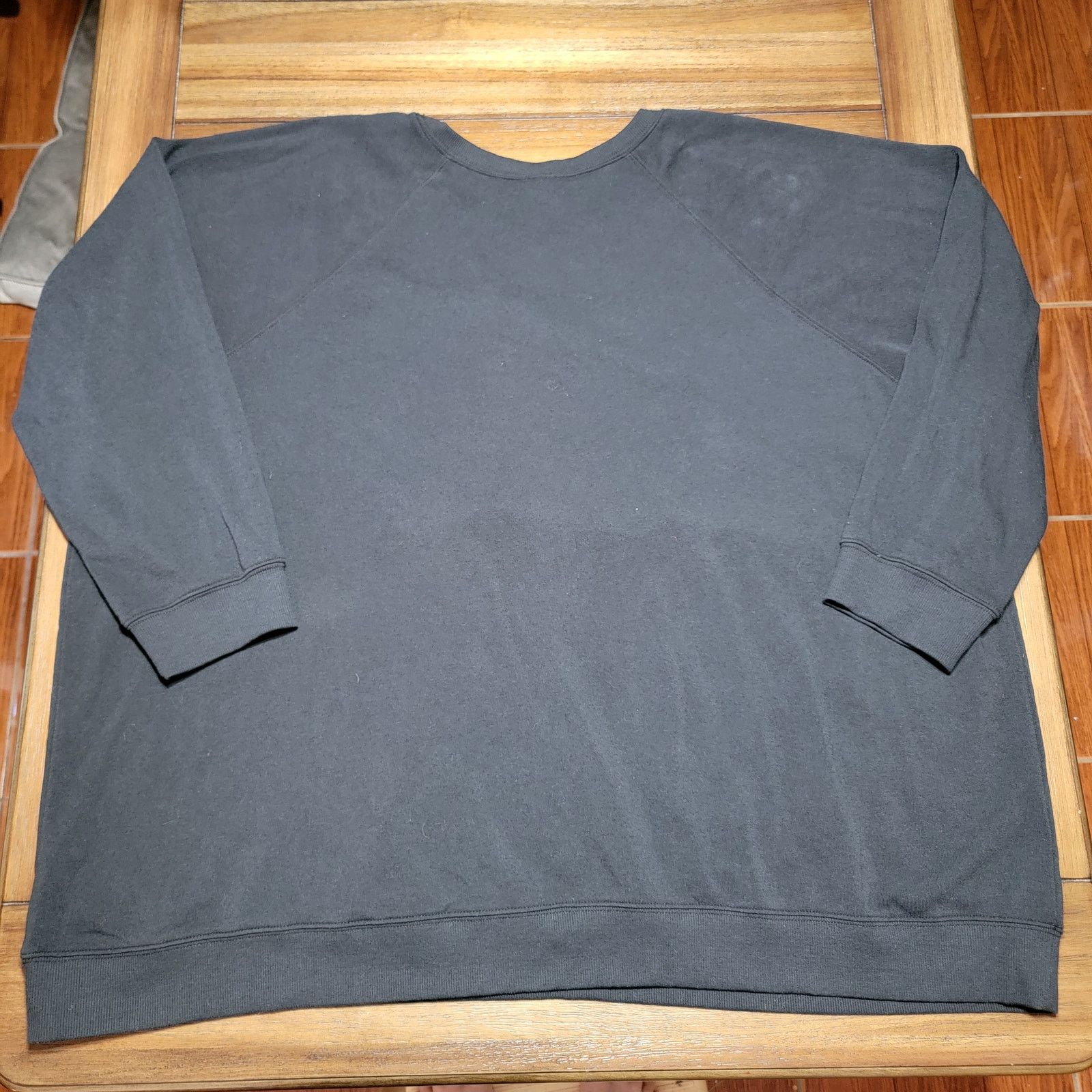 Other Torrid LS Black Christmas Sweatshirt Sequin Pug - Size 5 NWT Size 4XL / US 24-26 - 3 Thumbnail