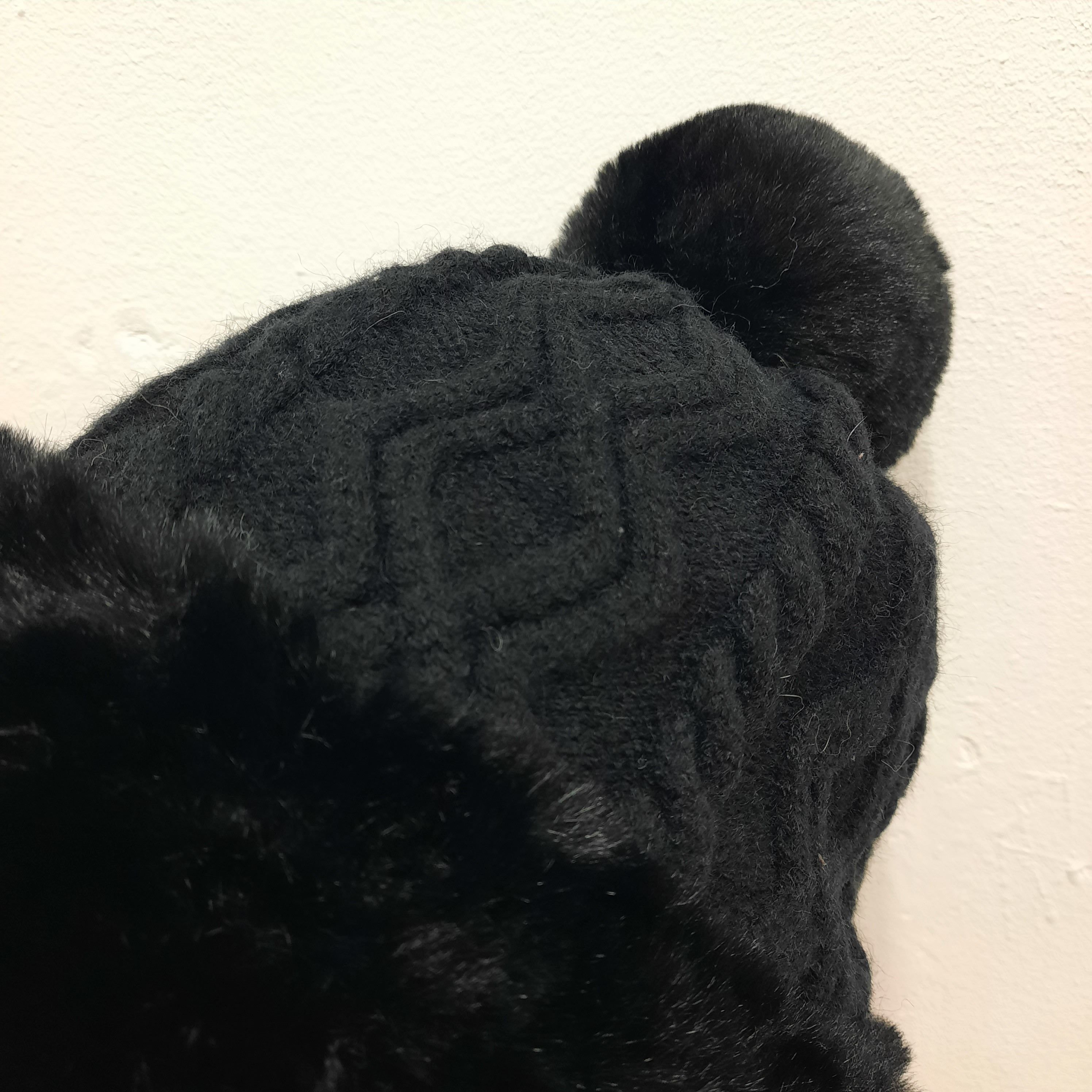 Japanese Brand ❄️ Black fut winter earflap beanie hat Size ONE SIZE - 4 Thumbnail