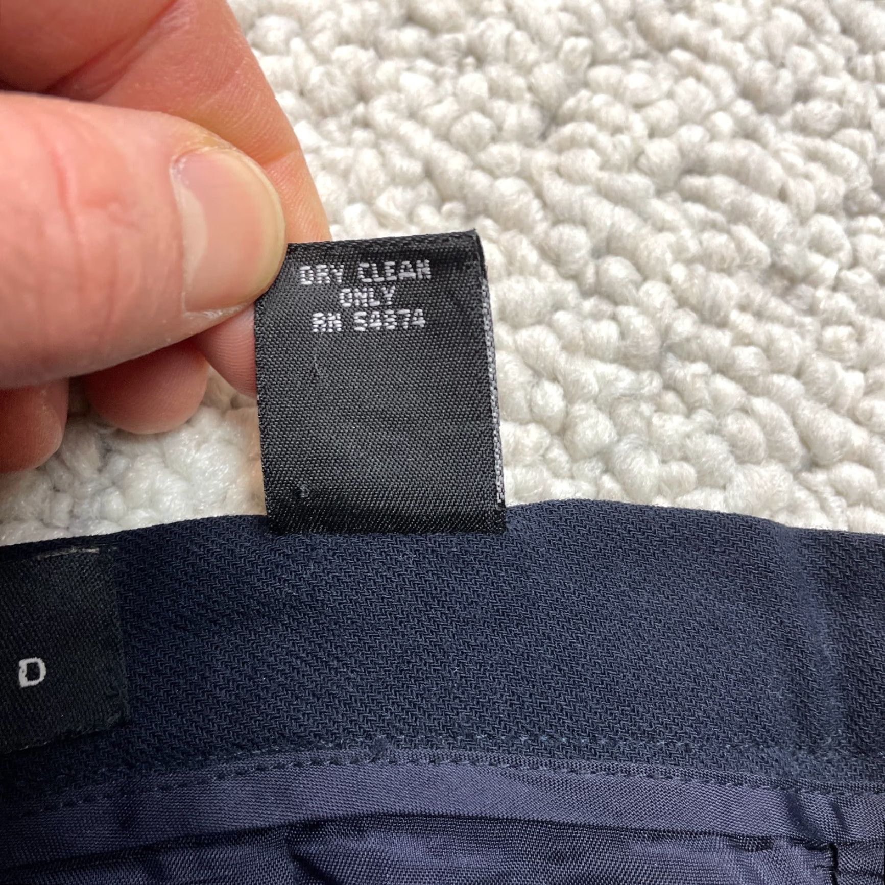 Vintage VINTAGE The Limited Skirt Womens 6 Knee Length Navy Blue 100% Wool Lined Zip Knitted Fabric Size 28" / US 6 / IT 42 - 5 Thumbnail