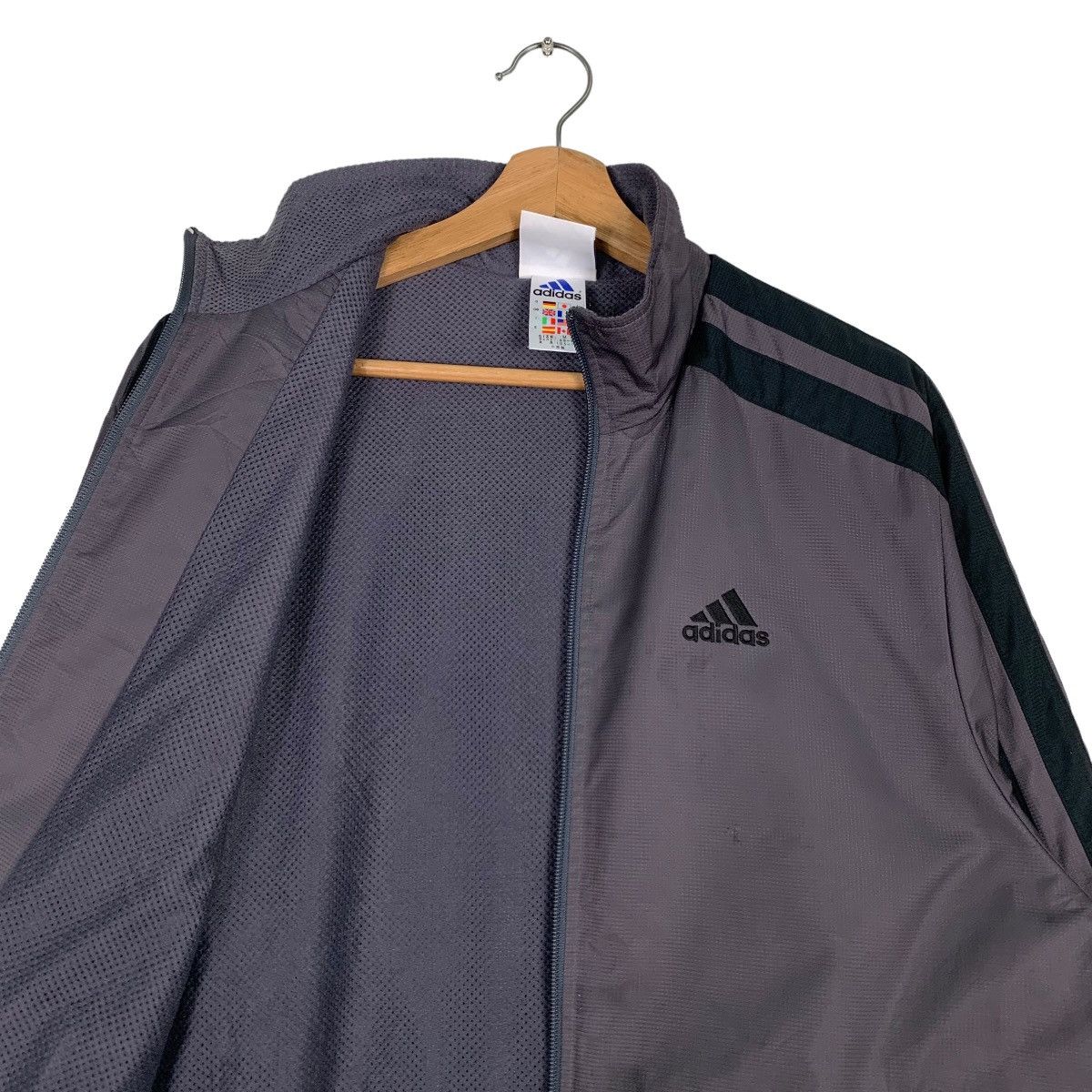 Adidas 90's ADIDAS EMBROIDERY SMALL LOGO LIGHT JACKET #0389-C18 Size US M / EU 48-50 / 2 - 10 Thumbnail