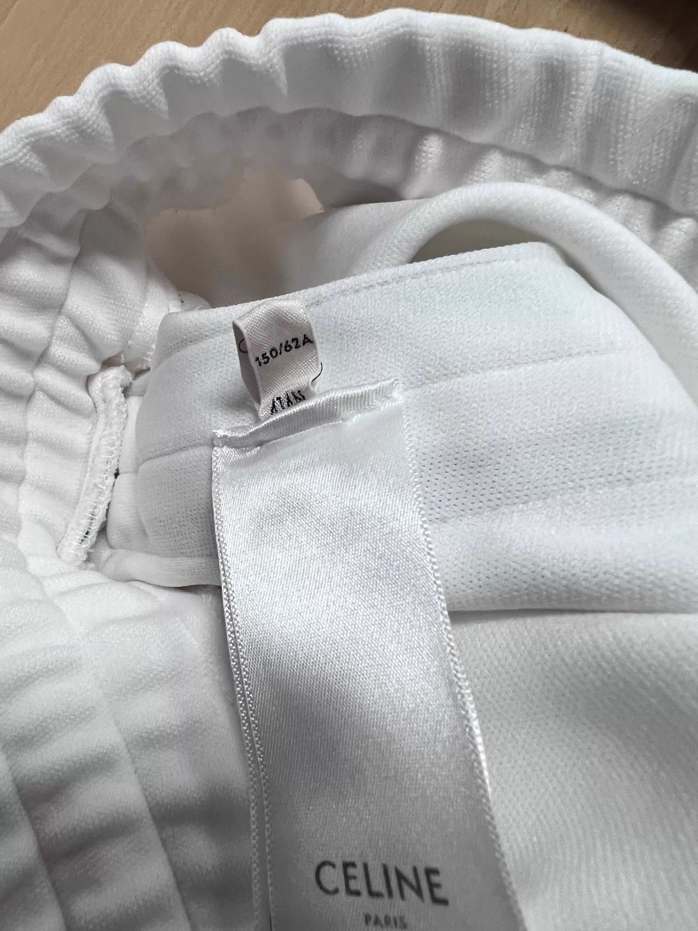 Celine Celine White Triomphe Gold Clasp Short 99 New XS Size 25" / US 0 / IT 36 - 5 Thumbnail