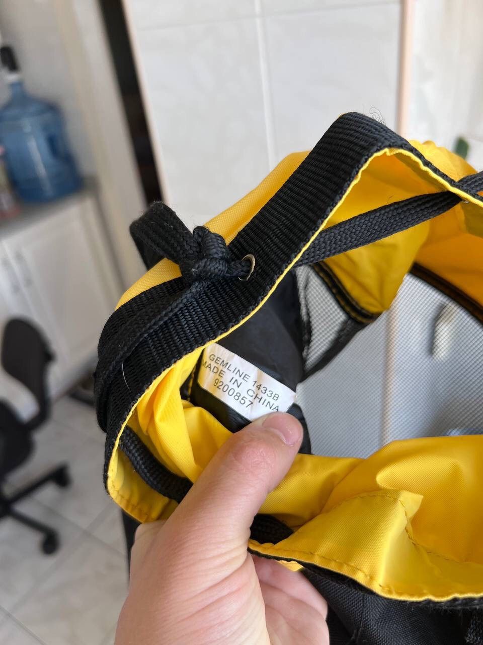 Apple Vintage IBM Computer Company Black Crossbody Mesh Sling Bag Size ONE SIZE - 8 Thumbnail