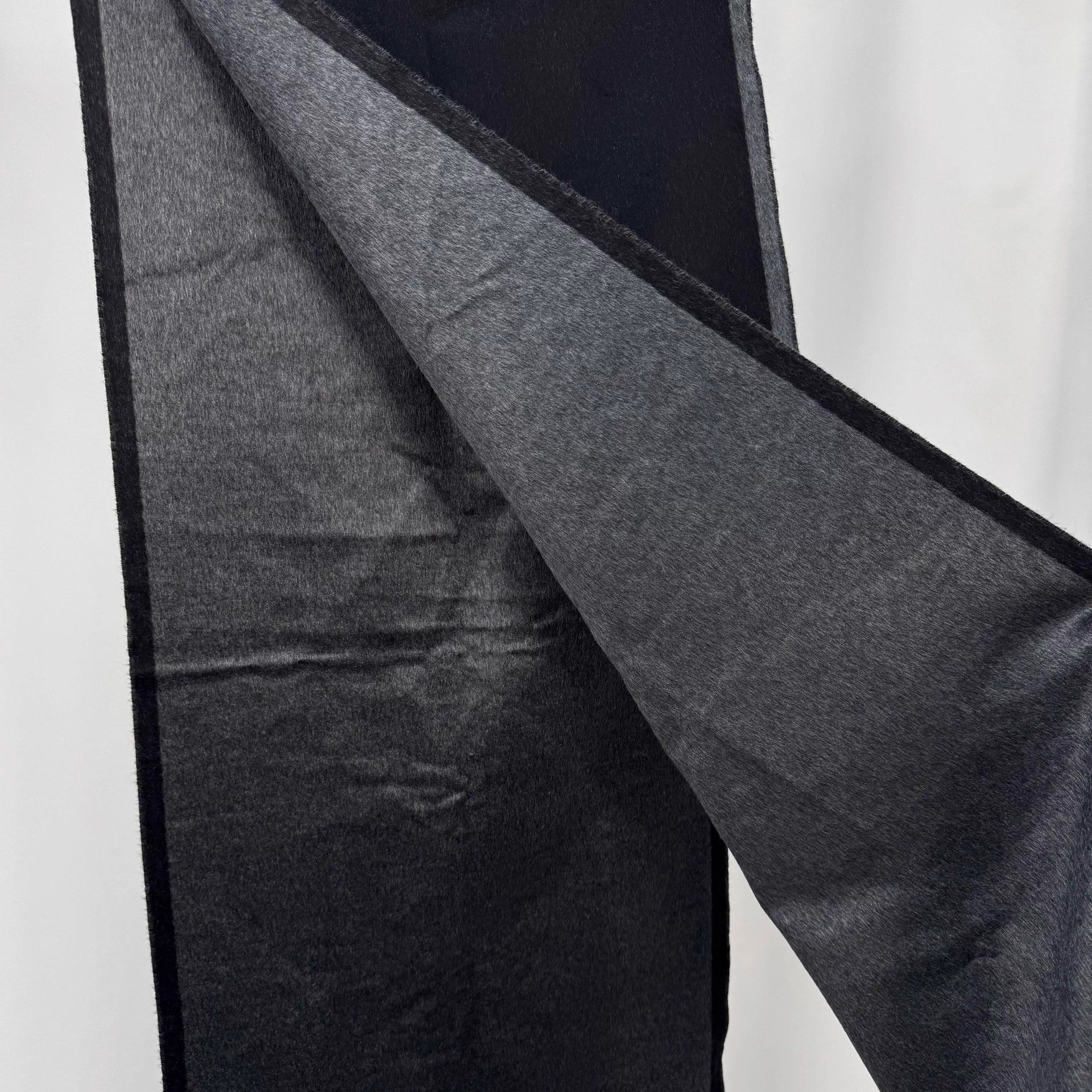 Dior Dior Black Gray Reversible Logo Scarf Size ONE SIZE - 4 Thumbnail
