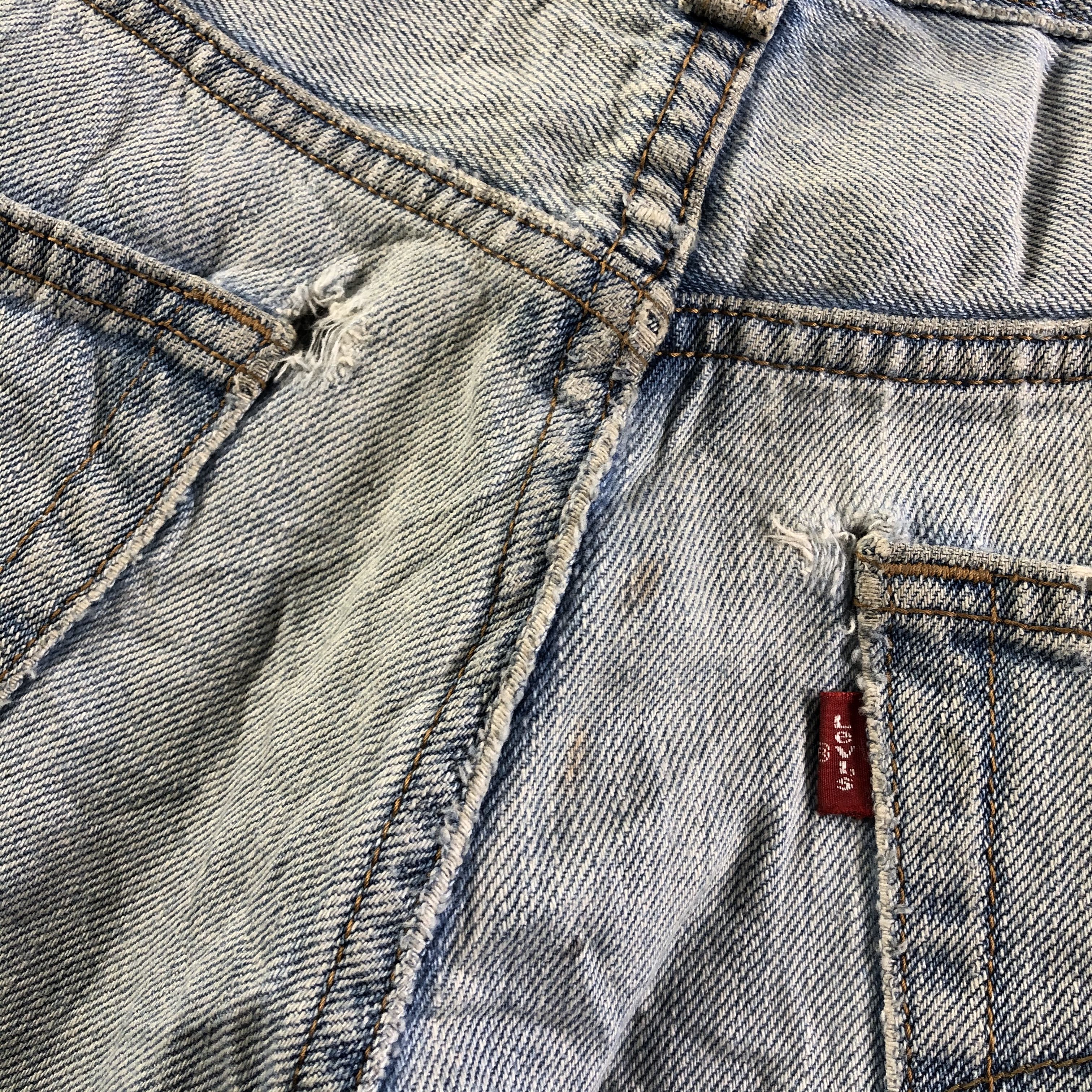 Levi's Vintage Light Wash Levis 505 Jeans-J4269 Size US 34 / EU 50 - 7 Thumbnail