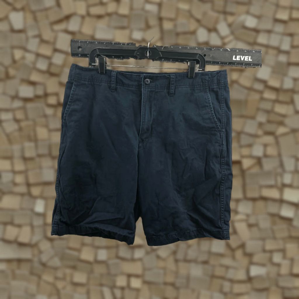 Old Navy Old Navy Chino Shorts Mens Size 36 Mid Rise Dark Wash Blue Size US 36 / EU 52 - 1 Thumbnail