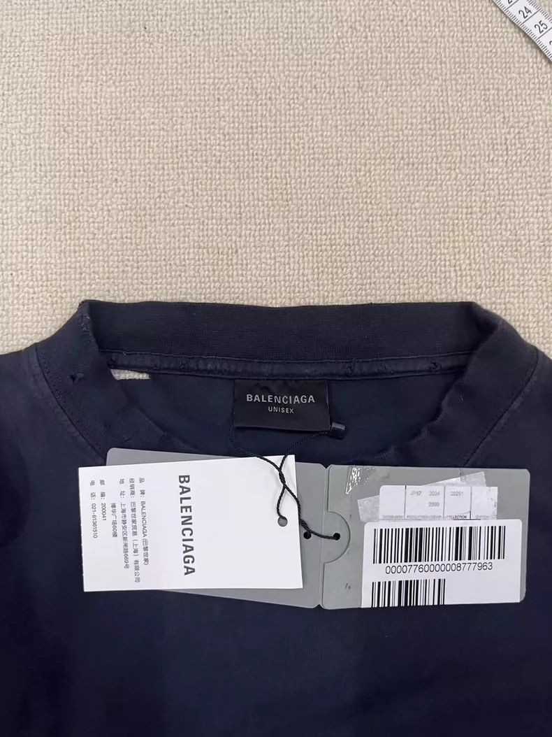 Balenciaga Balenciaga Solid Crew Neck Short Sleeve Faded Loose T-Shir Size US S / EU 44-46 / 1 - 4 Thumbnail