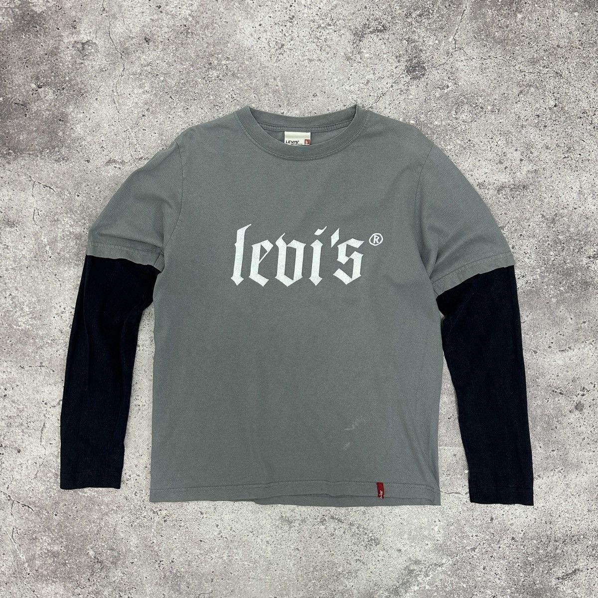 Levi's Vintage 00s Levi’s Washed longsleev big logo rare y2k script Size US M / EU 48-50 / 2 - 1 Thumbnail