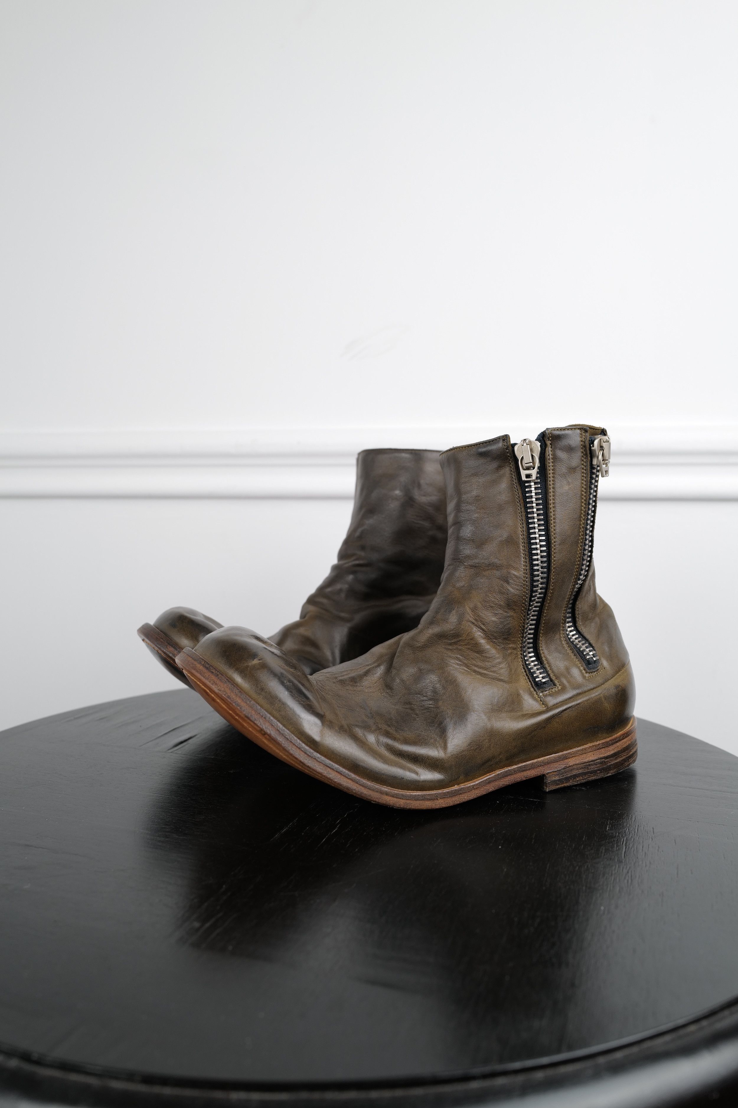 Individual Sentiments HANDCRAFTED BOVINE LEATHER BOOTS Size US 9 / EU 42 - 2 Thumbnail