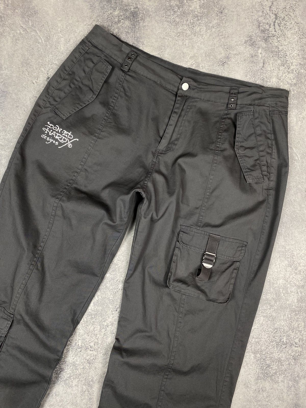 Ed Hardy Ed Hardy Urban Outfitters Y2K Style Grey Cargo Multi Pocket Size US 32 / EU 48 - 11 Thumbnail
