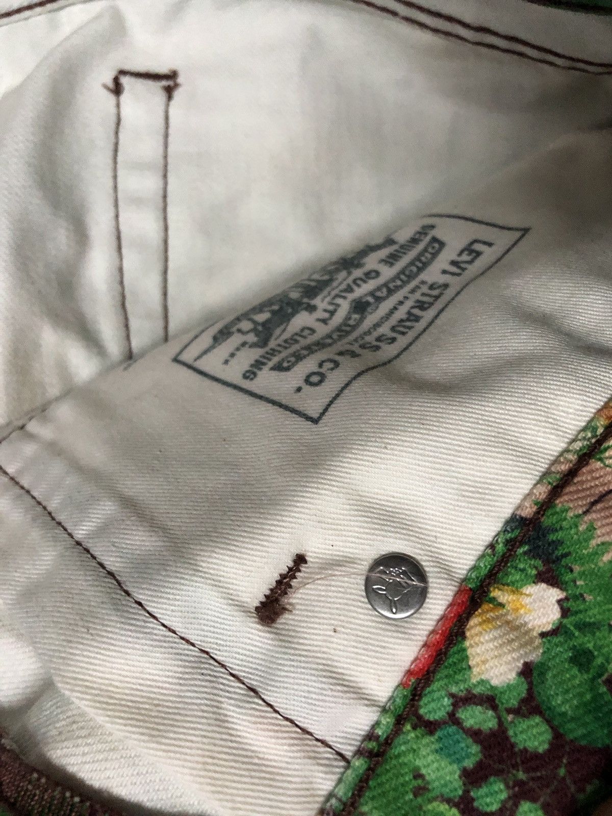 Levi's × Pokemon Pokémon x Levis Collaboration Size US 32 / EU 48 - 4 Thumbnail