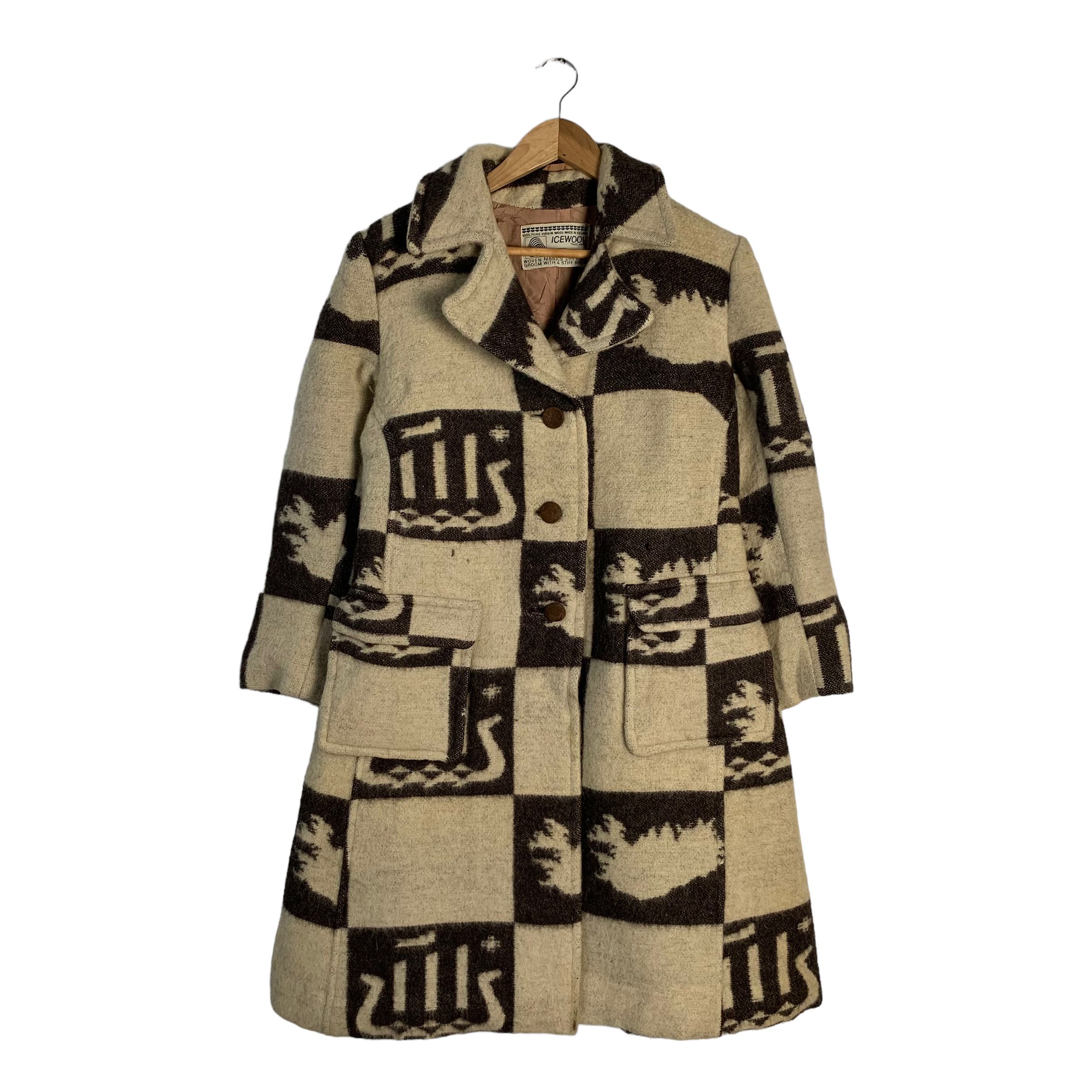 image of Vintage Nice Design Icewool By Dukur Made In Iceland in Brown, Women's (Size Large)