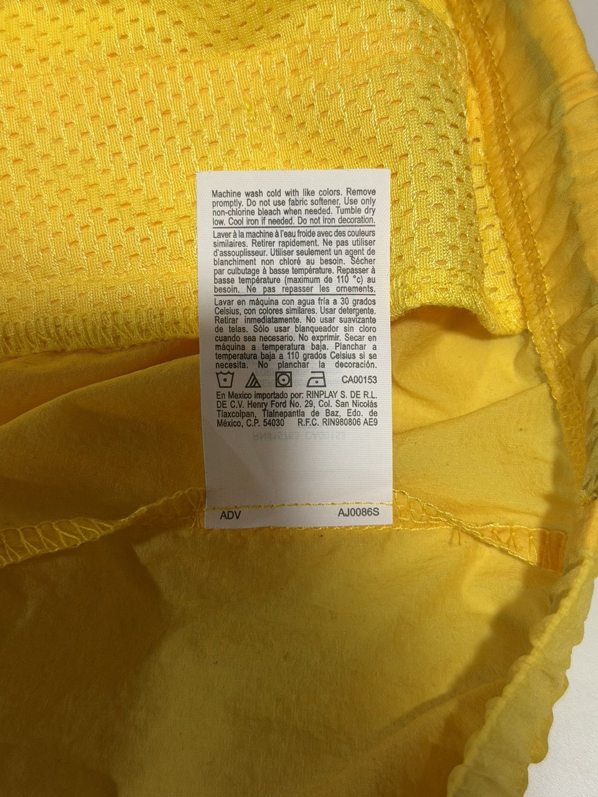 Vintage 2010s Vintage Champion Yellow Nylon Hooded Windbreaker XL Size US XL / EU 56 / 4 - 11 Thumbnail