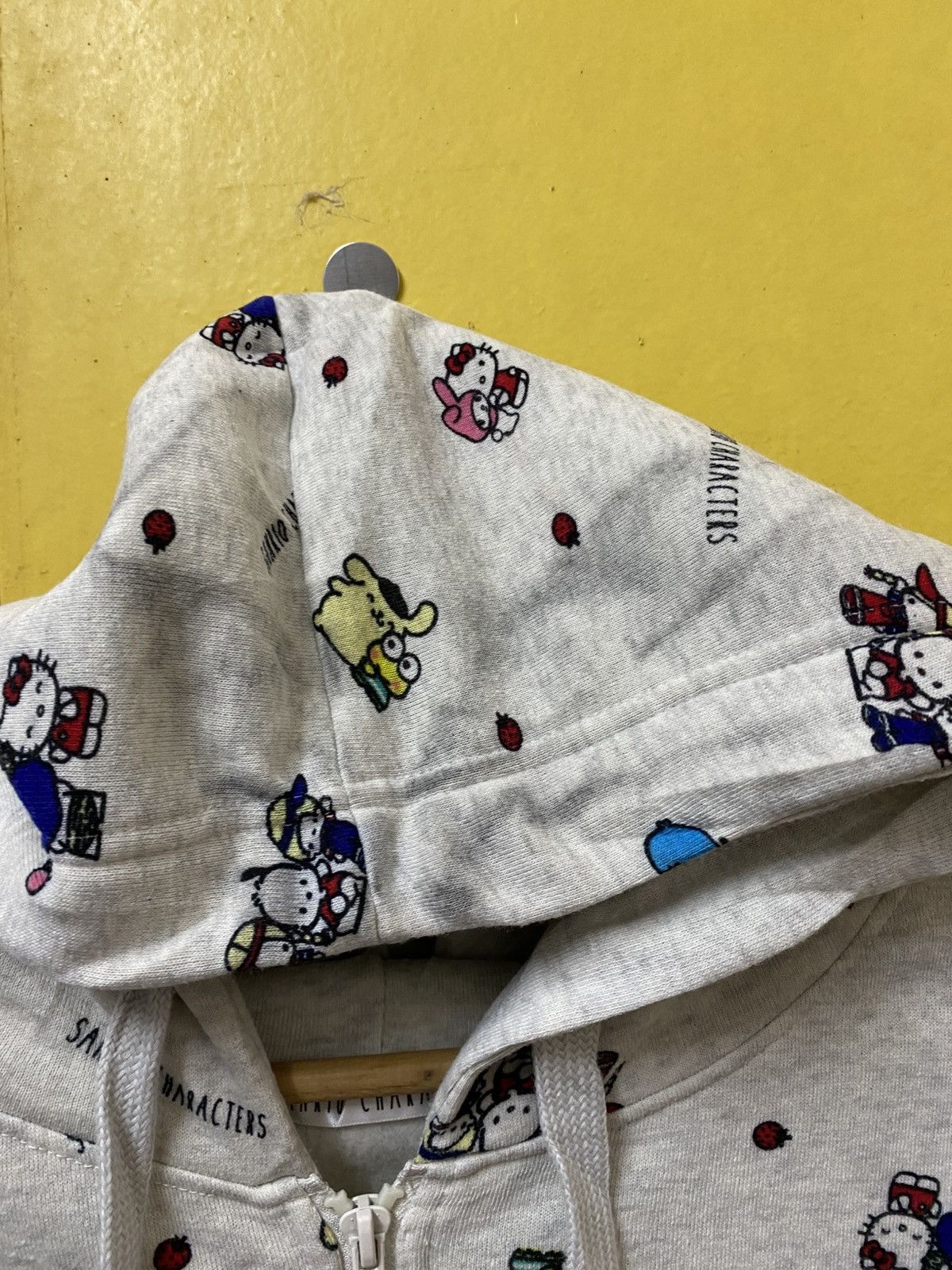 The Unbranded Brand Sanrio Characters Hoodie Zipper Size US XL / EU 56 / 4 - 5 Thumbnail