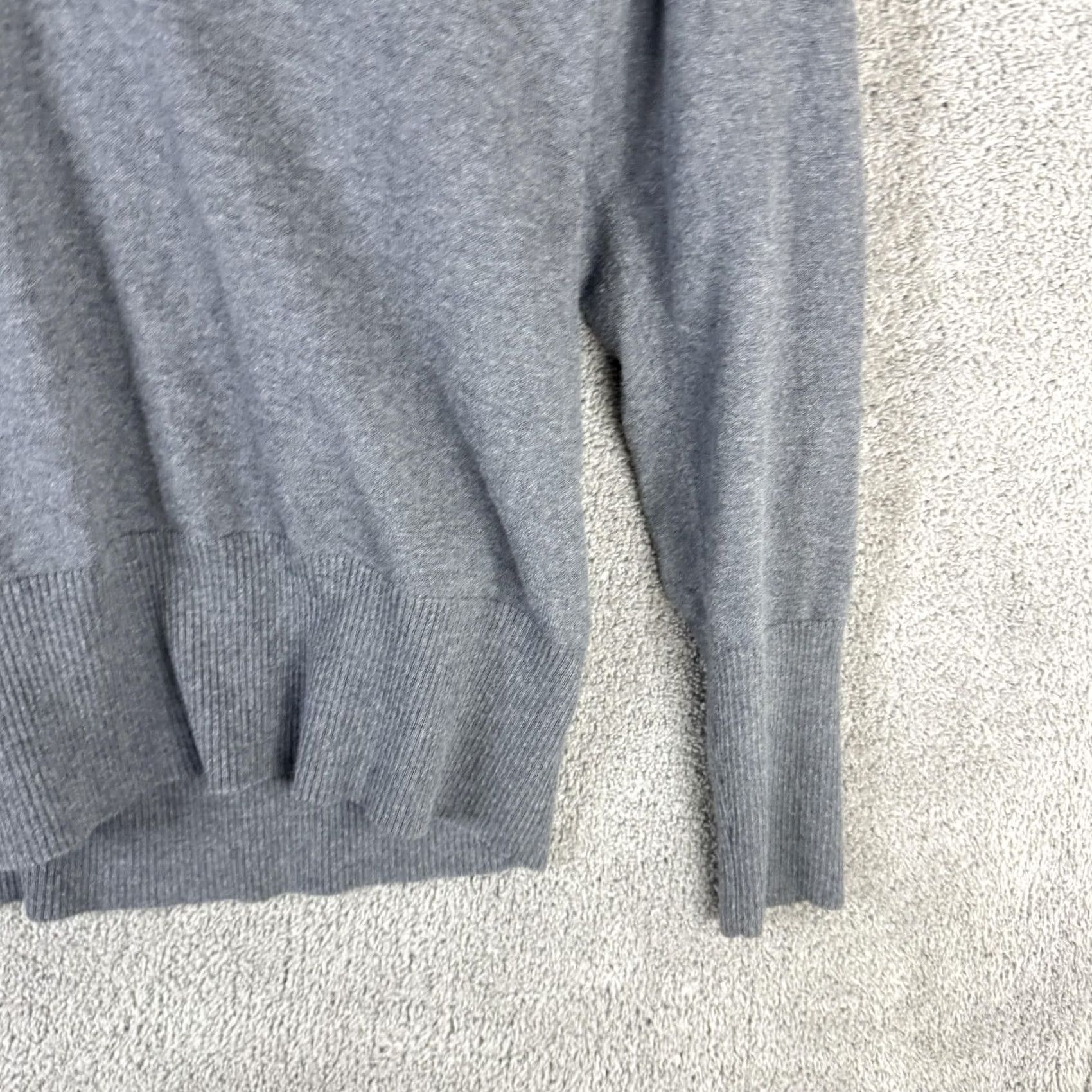 Banana Republic Banana Republic Sweater Womens Large Gray Silk Cashmere V Neck Knit Pullover Size L / US 10 / IT 46 - 3 Thumbnail