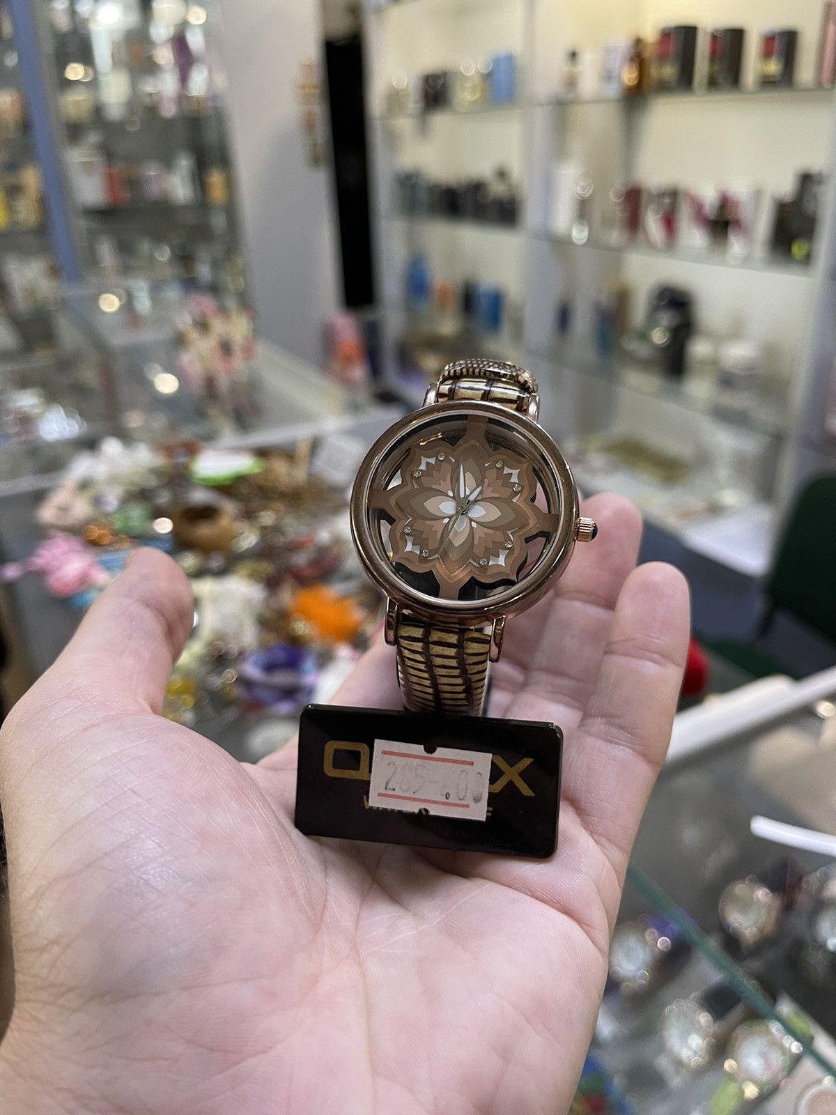 Vintage Vintage watch 00s flower futuristic bracelet. WORK! Size ONE SIZE - 3 Thumbnail