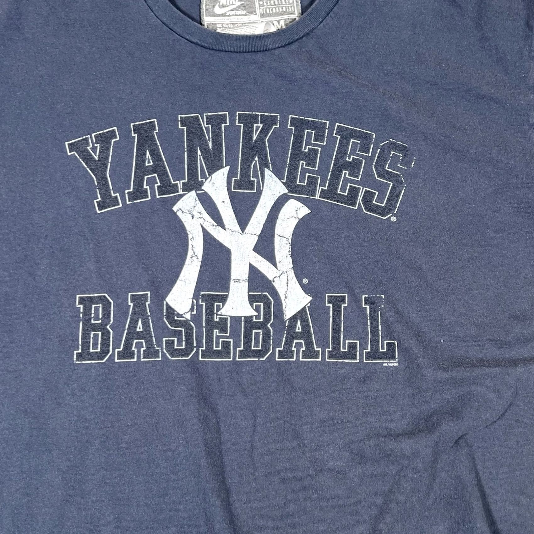 Nike VINTAGE Nike New York Yankees T-Shirt NY Genuine Merchandise Shirt Men M Blue Nike Shirt Yankees 90s Baseball Mens Size US M / EU 48-50 / 2 - 2 Thumbnail