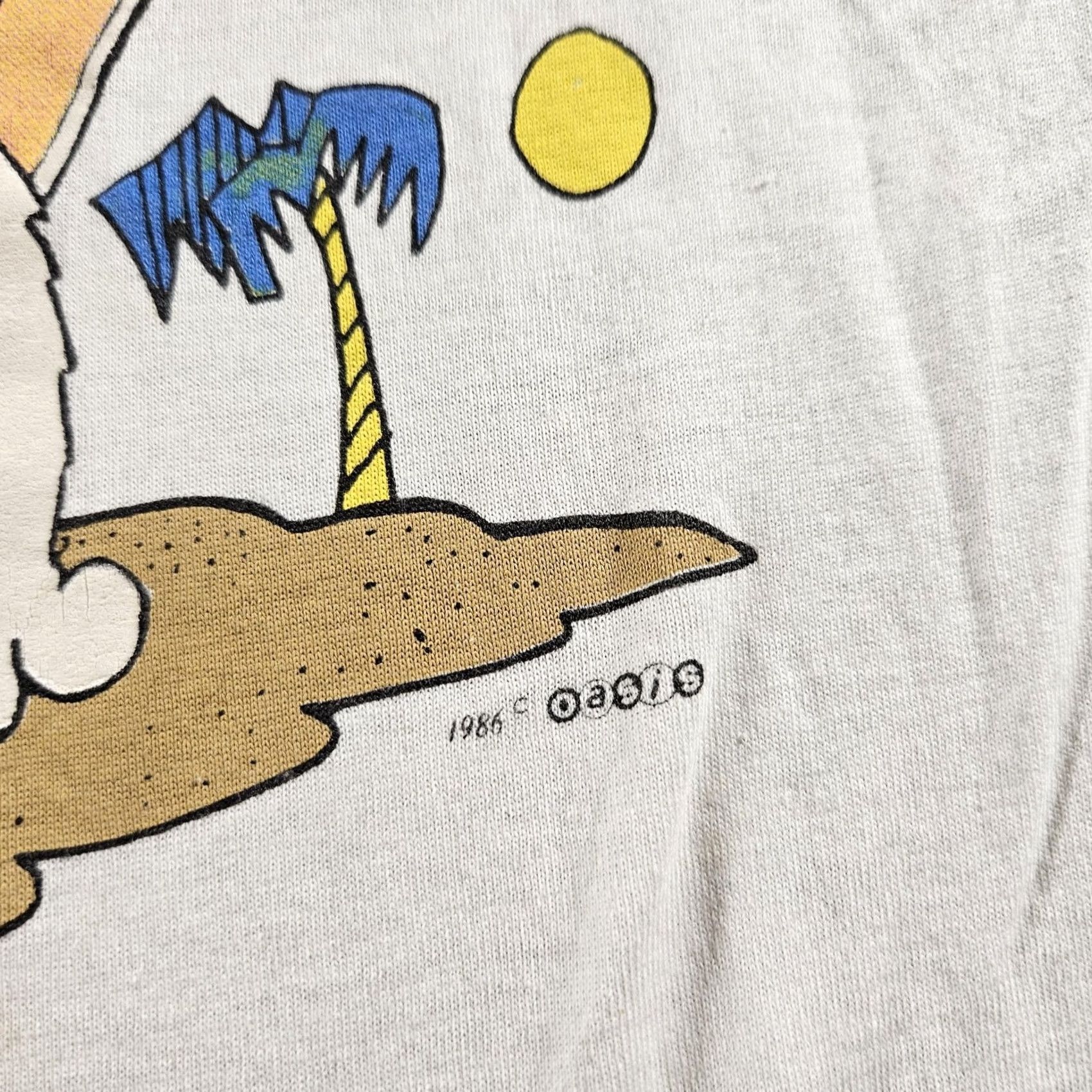 Vintage - Combined "Vintage" and "Beach Bunny" - combines elements for better relevance Size US M / EU 48-50 / 2 - 4 Thumbnail