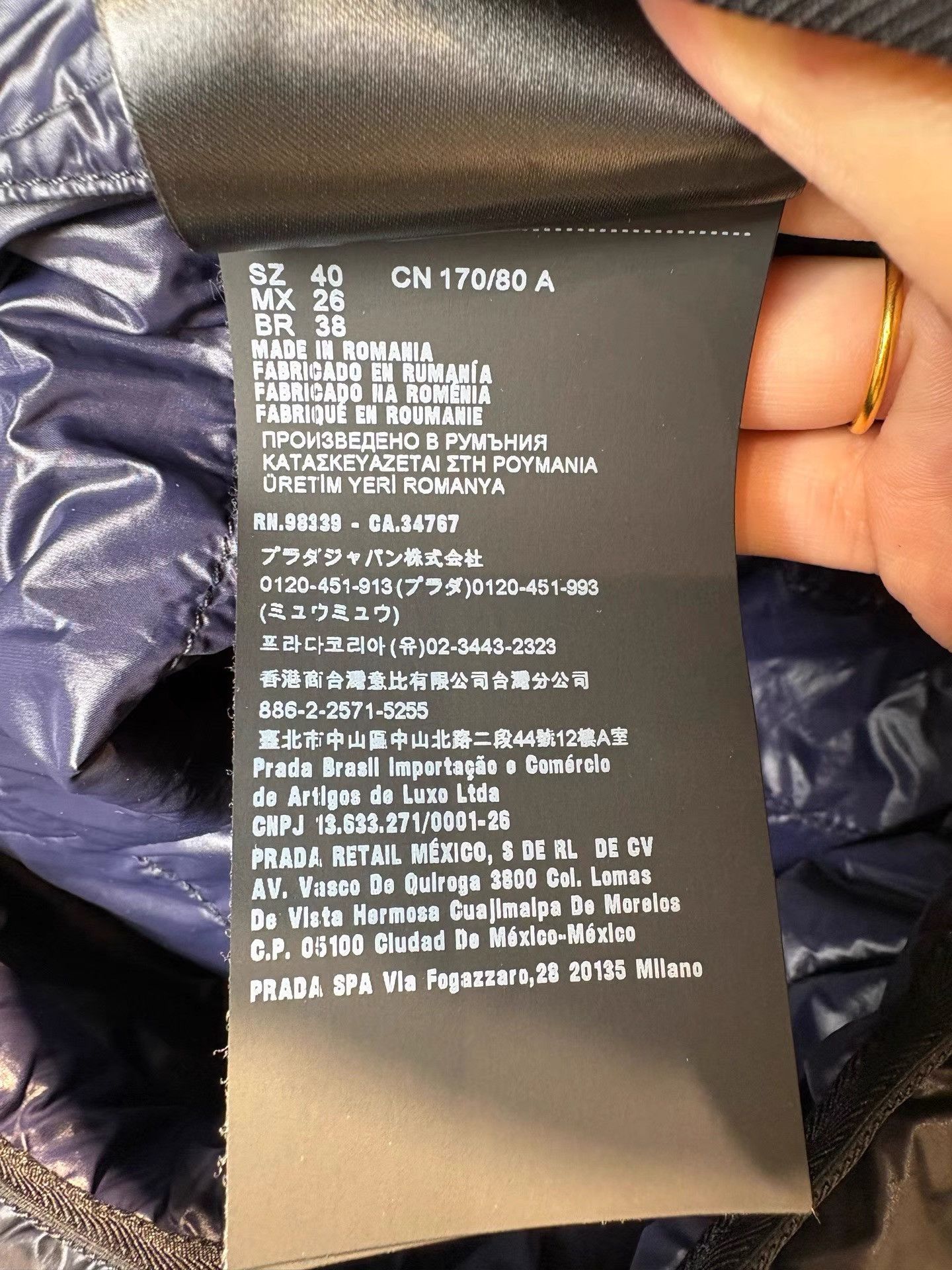 Prada Prada Hooded Down Jacket with Triangle Logo on Sleeves K36 Size US XXS / EU 40 - 4 Thumbnail
