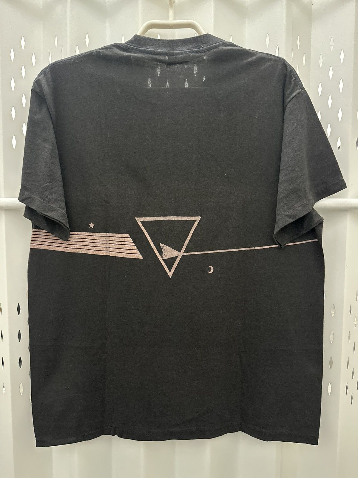 Pink Floyd Vintage 1980’s Pink Floyd Prism Band Tour TShirt Size US L / EU 52-54 / 3 - 2 Thumbnail