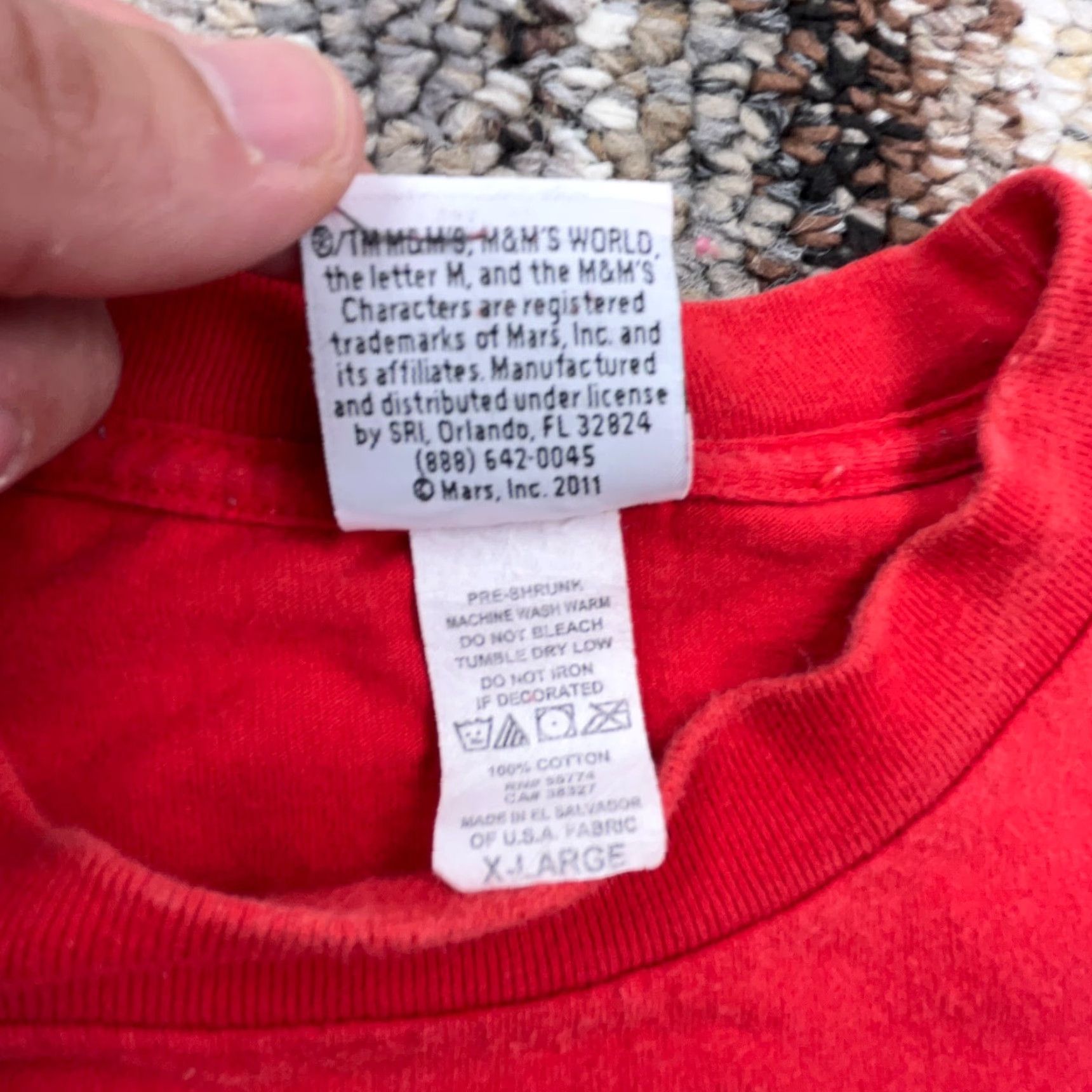 Vintage VINTAGE M&M's Shirt Men XL Red M&M's Tee Logo Cotton Shirt 2000s Cyber Skate Pop Culture Comics Grunge Hipster Movie TV Men's T-Shirt Size US XL / EU 56 / 4 - 4 Thumbnail