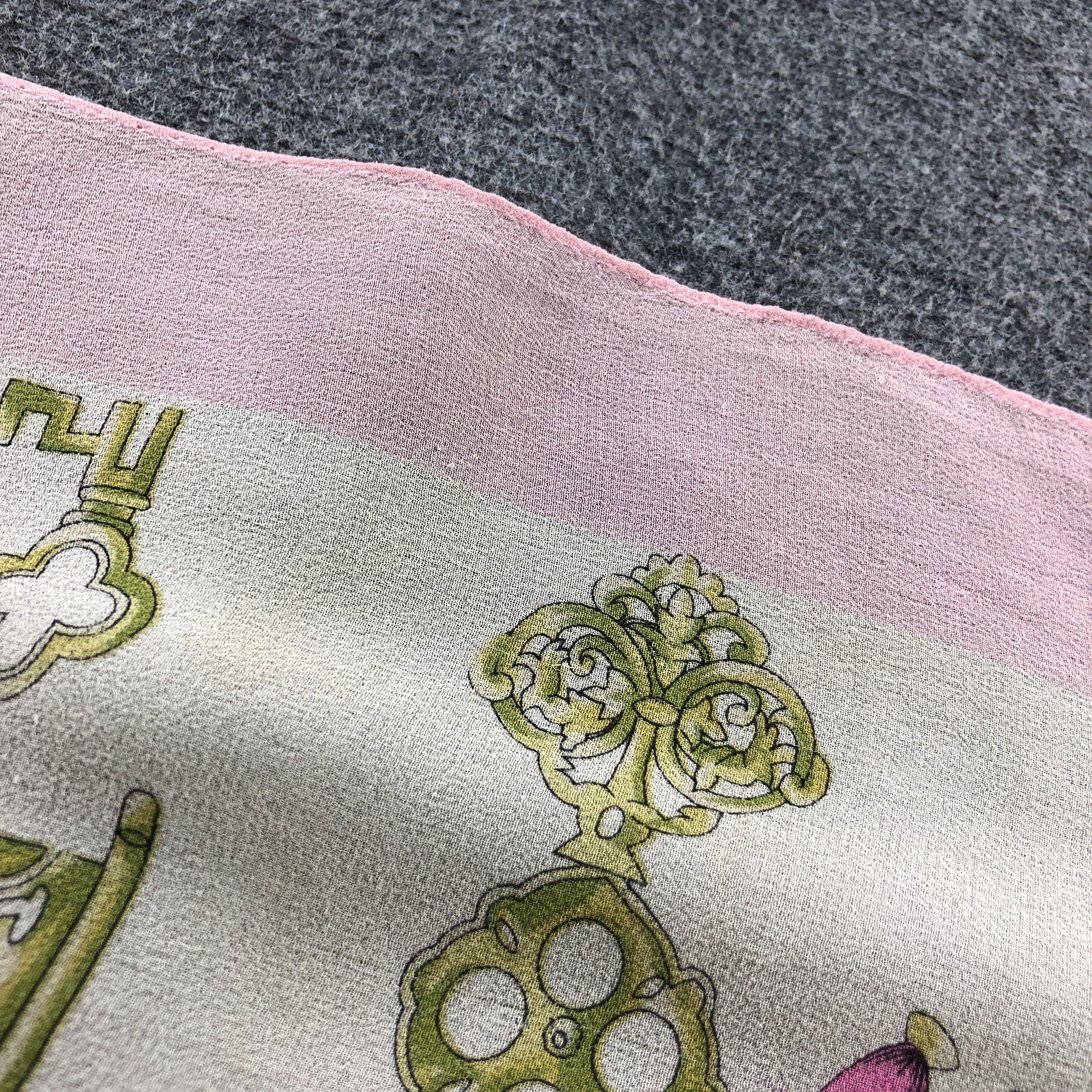 Vintage Les Clefs Silk Scarf M1353 Size ONE SIZE - 8 Thumbnail
