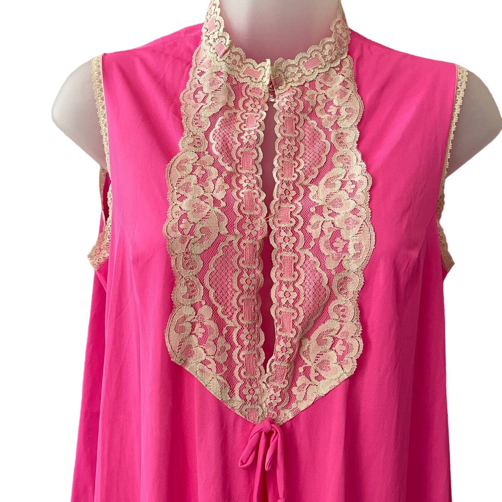 Other VINTAGE 70s Hot Pink Nightgown Size Small Size ONE SIZE - 2 Thumbnail