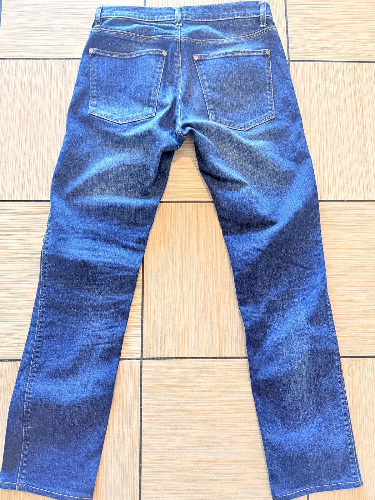 Acne Studios Acne Studios dark wash blue jeans Size US 29 - 2 Thumbnail