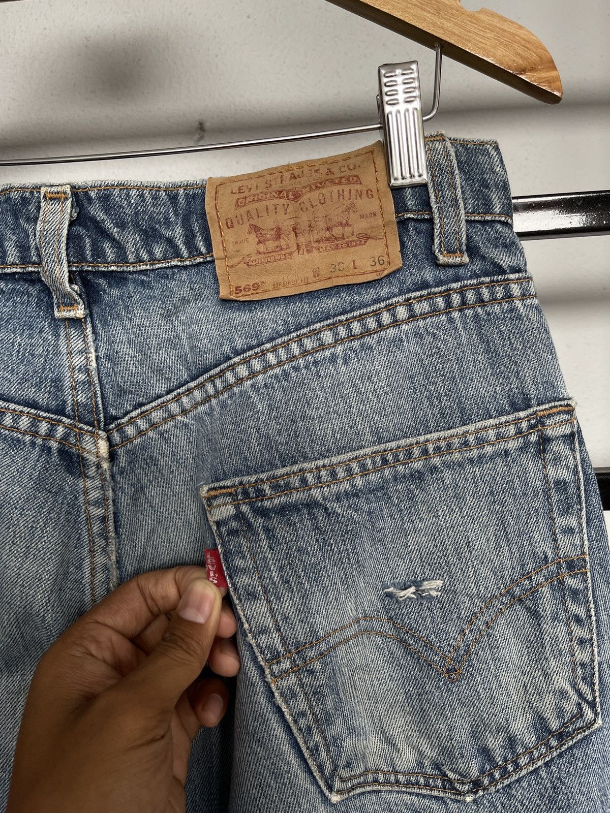 Levi's × Levi's Made & Crafted × Levi's Vintage Clothing Vintage Distressed Levis 569 e USA Wide Leg Size US 31 - 6 Thumbnail