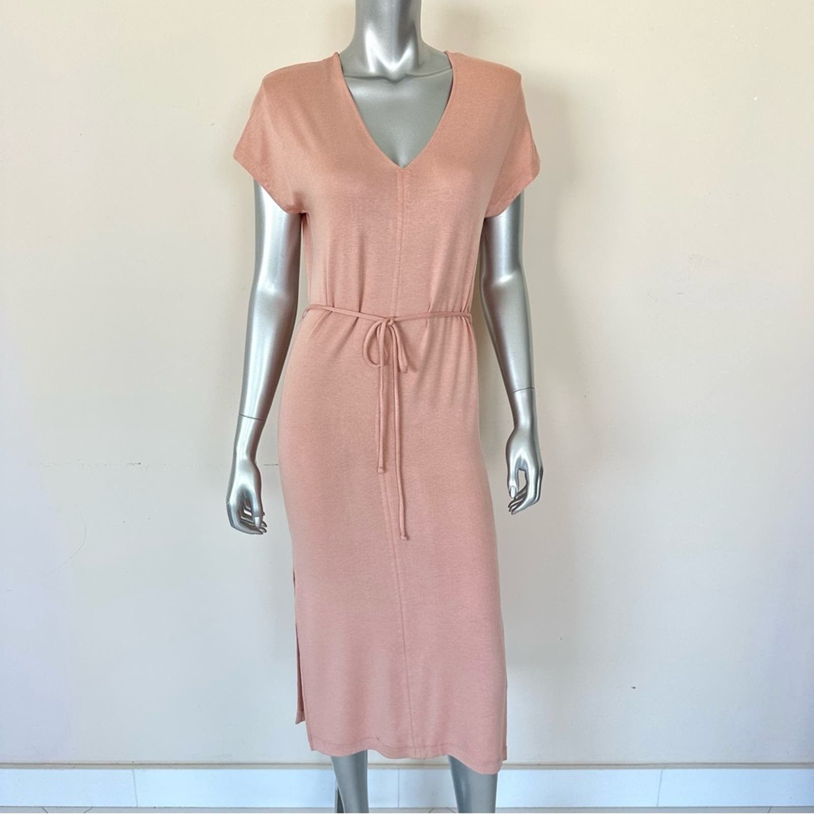 image of New!!! Vince Women Dress Size Xxs in Cream