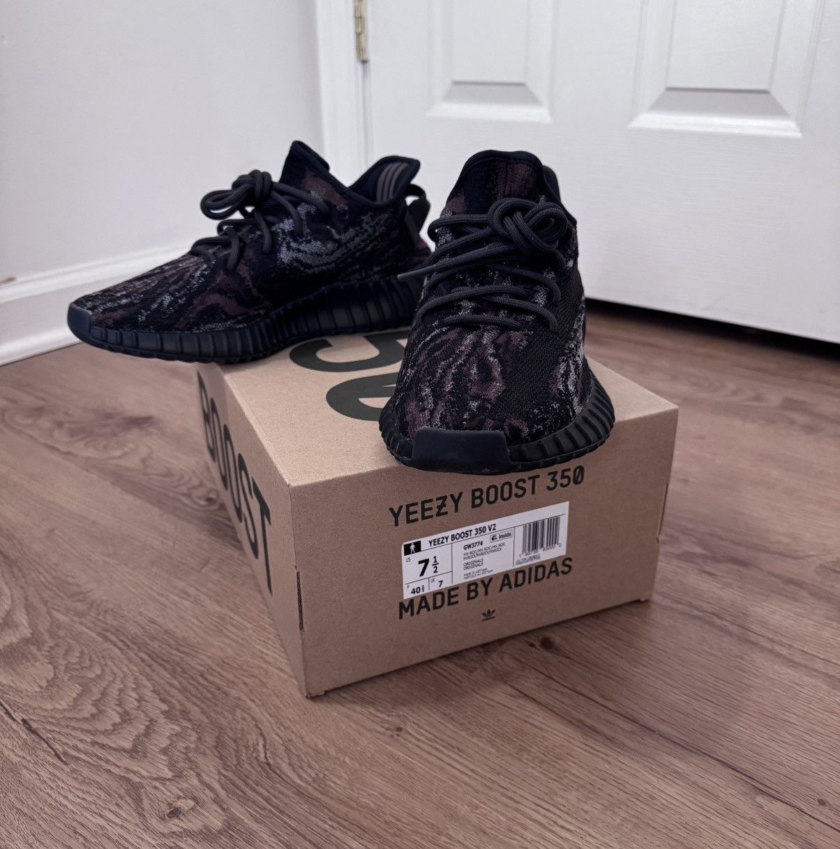 Adidas Adidas Yeezy Boost 350 V2 MX Rock Size US 7.5 / EU 40-41 - 13 Thumbnail