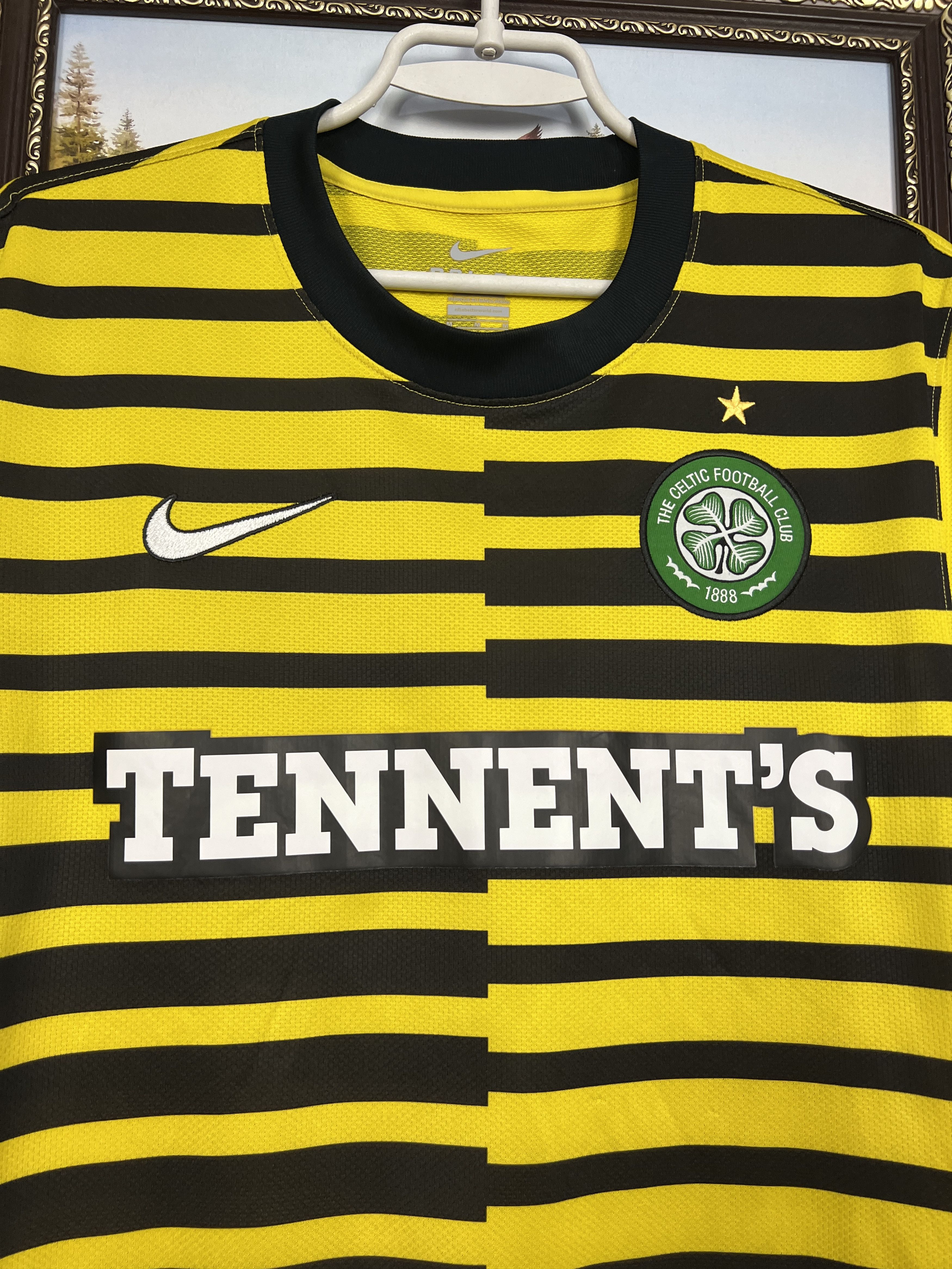 Nike Celtic football shirt 2011 Soccer Nike Jersey Trikot Rare Size US M / EU 48-50 / 2 - 3 Thumbnail