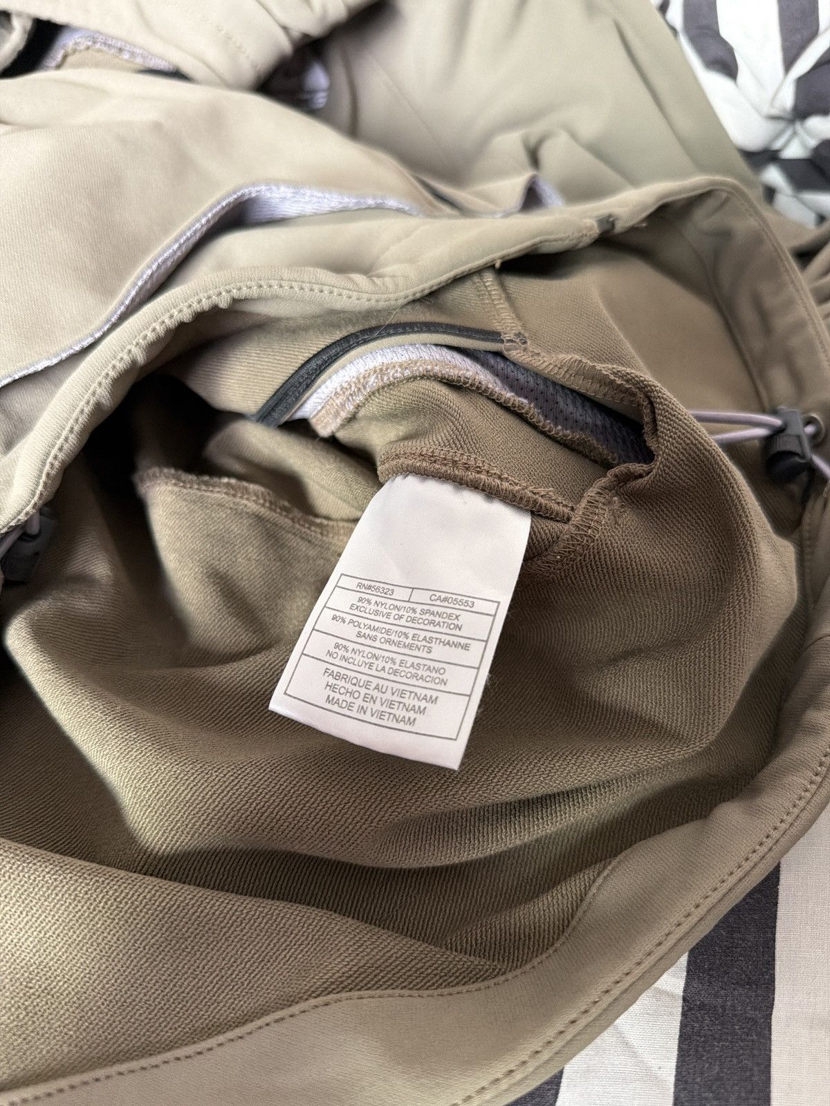 Nike ACG Nike ACG Technical Jacket Reflective Logo Size US M / EU 48-50 / 2 - 9 Thumbnail