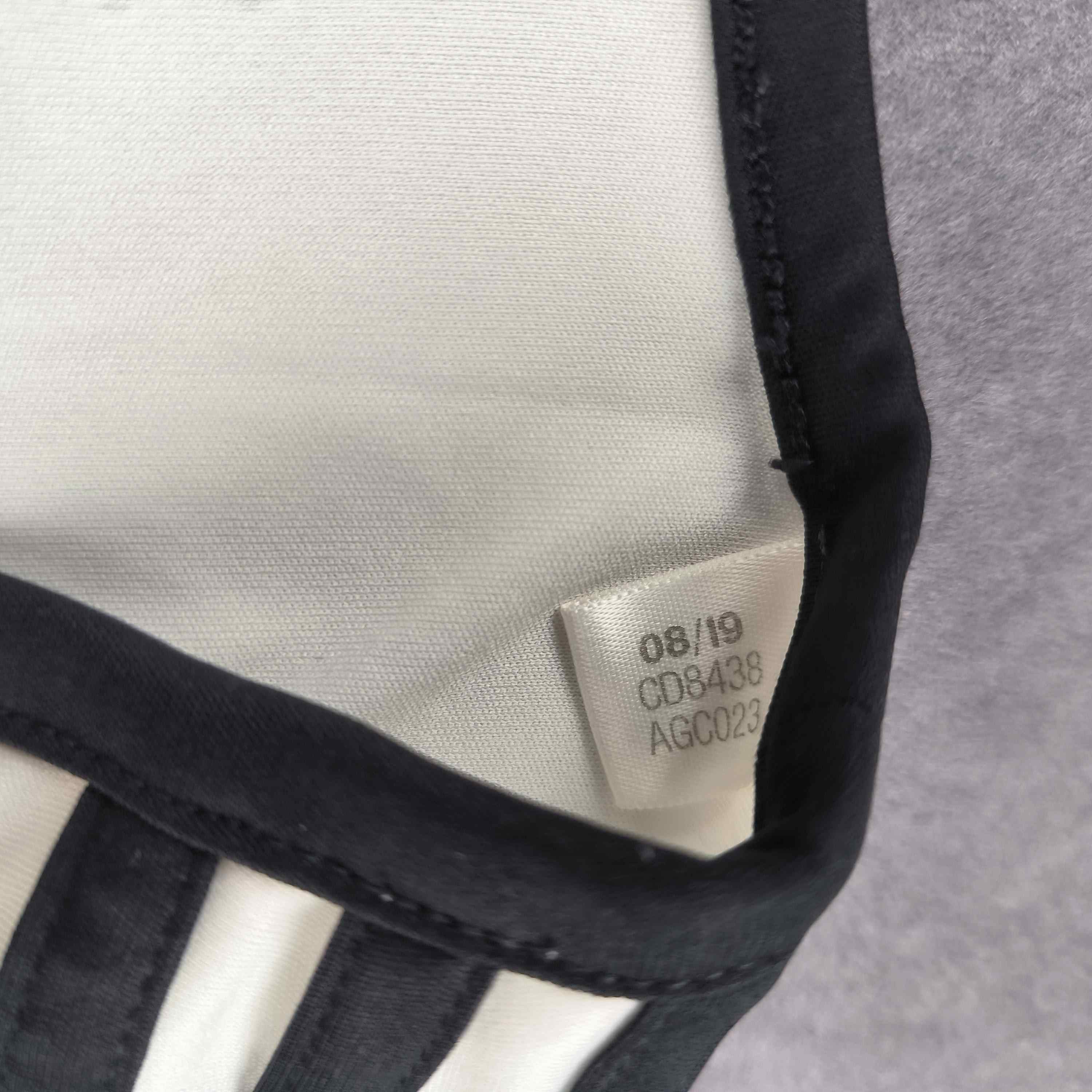 Adidas Juventus 19-20 Adidas training football jersey shirt size XL Size US XL / EU 56 / 4 - 5 Thumbnail