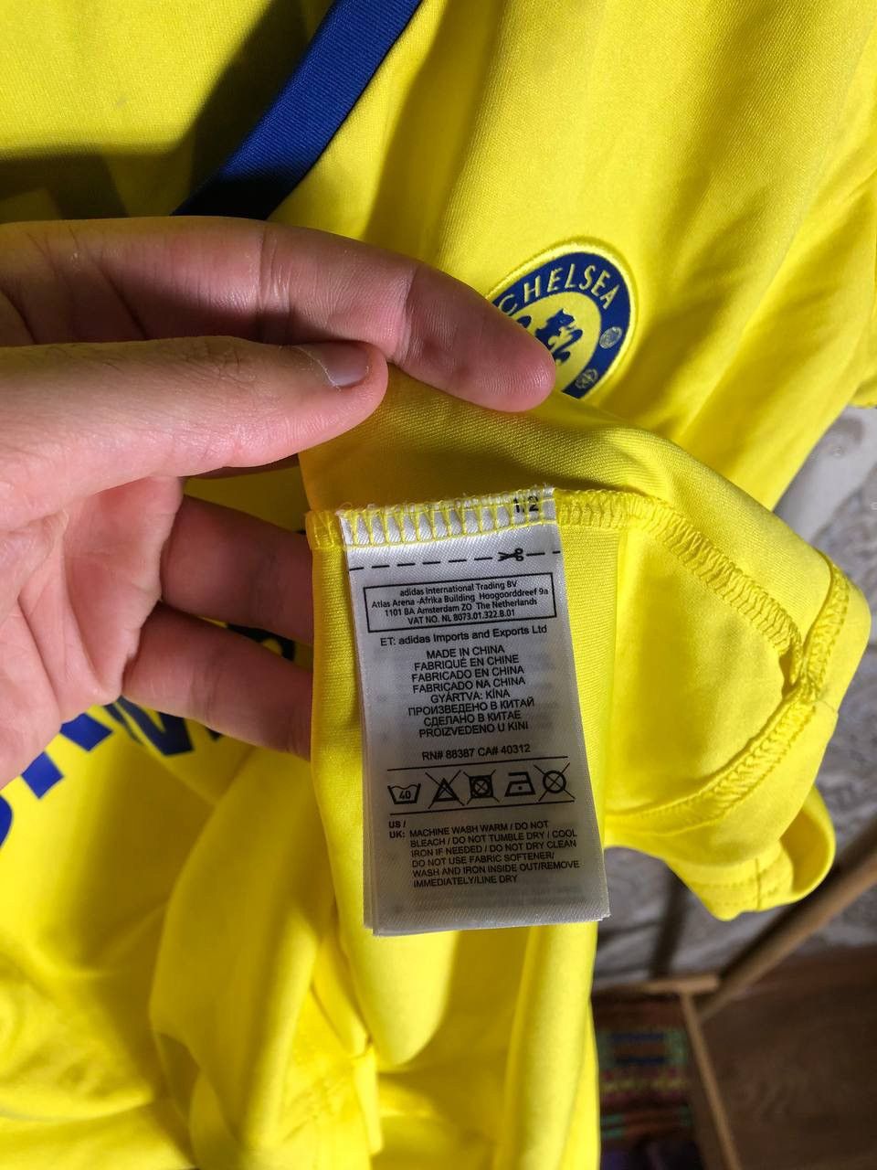 Adidas VINTAGE ADIDAS FC CHELSEA LONDON ENGLAND SOCCER JERSEY RETRO Size US S / EU 44-46 / 1 - 6 Thumbnail