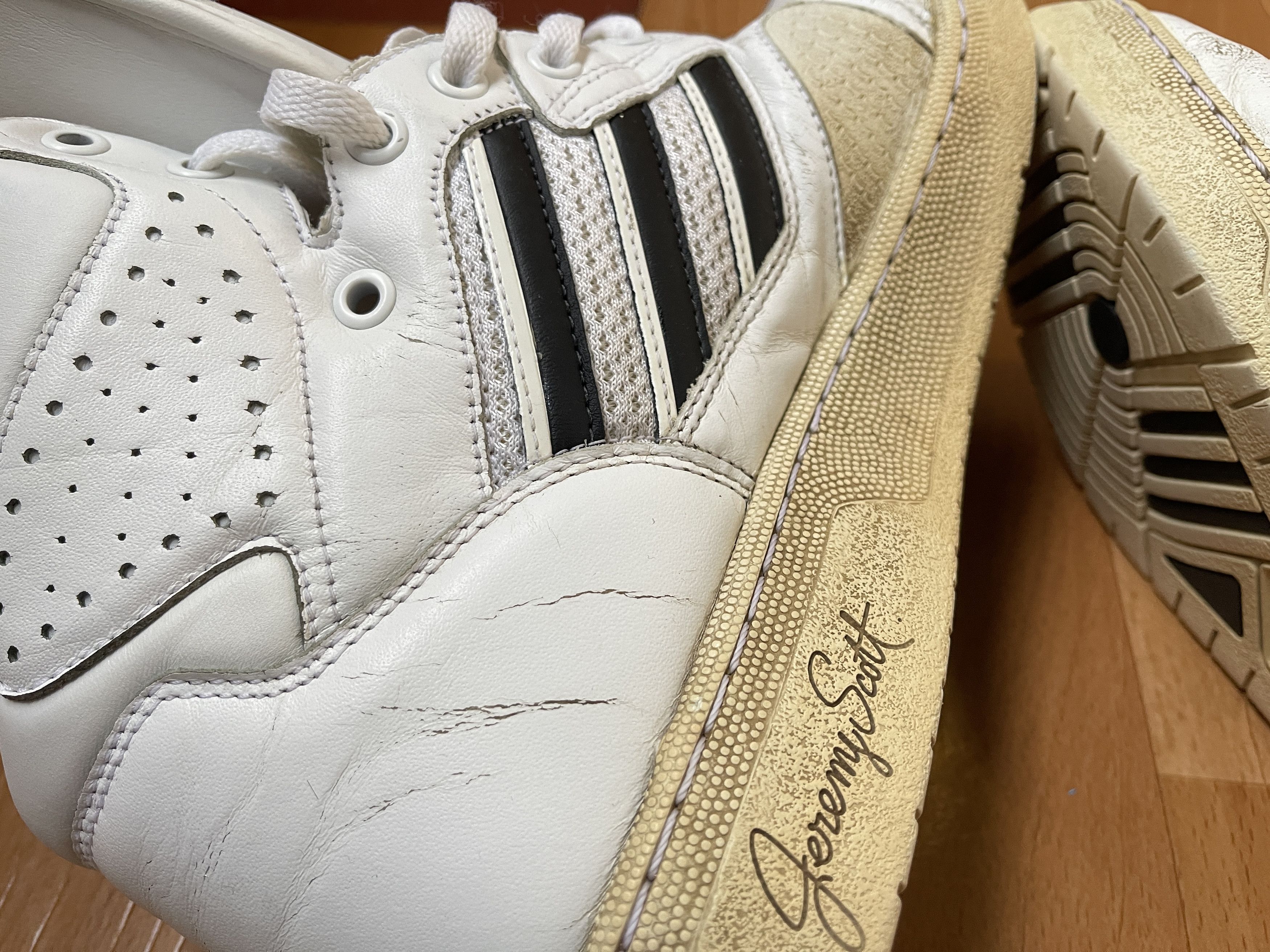 Adidas × Jeremy Scott Adidas sneakers, Jeremy Scott Instinct, Hi Top shoes, V24529 Size US 10.5 / EU 43-44 - 12 Thumbnail