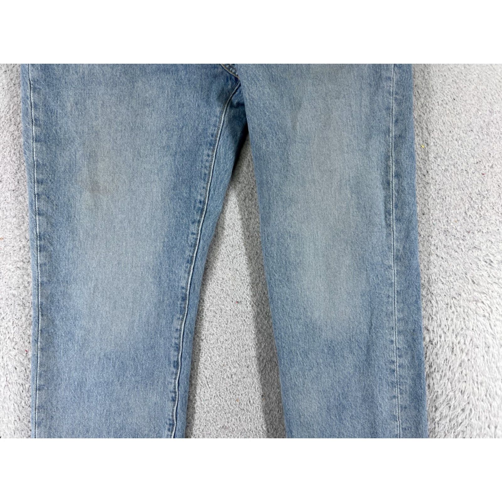 Levi's Levi's Jeans Blue Denim 541 30x27 Premium 31 Adult Regular Cotton 5-Pocket Distressed Stretch Vintage? N/A Size US 31 - 3 Thumbnail