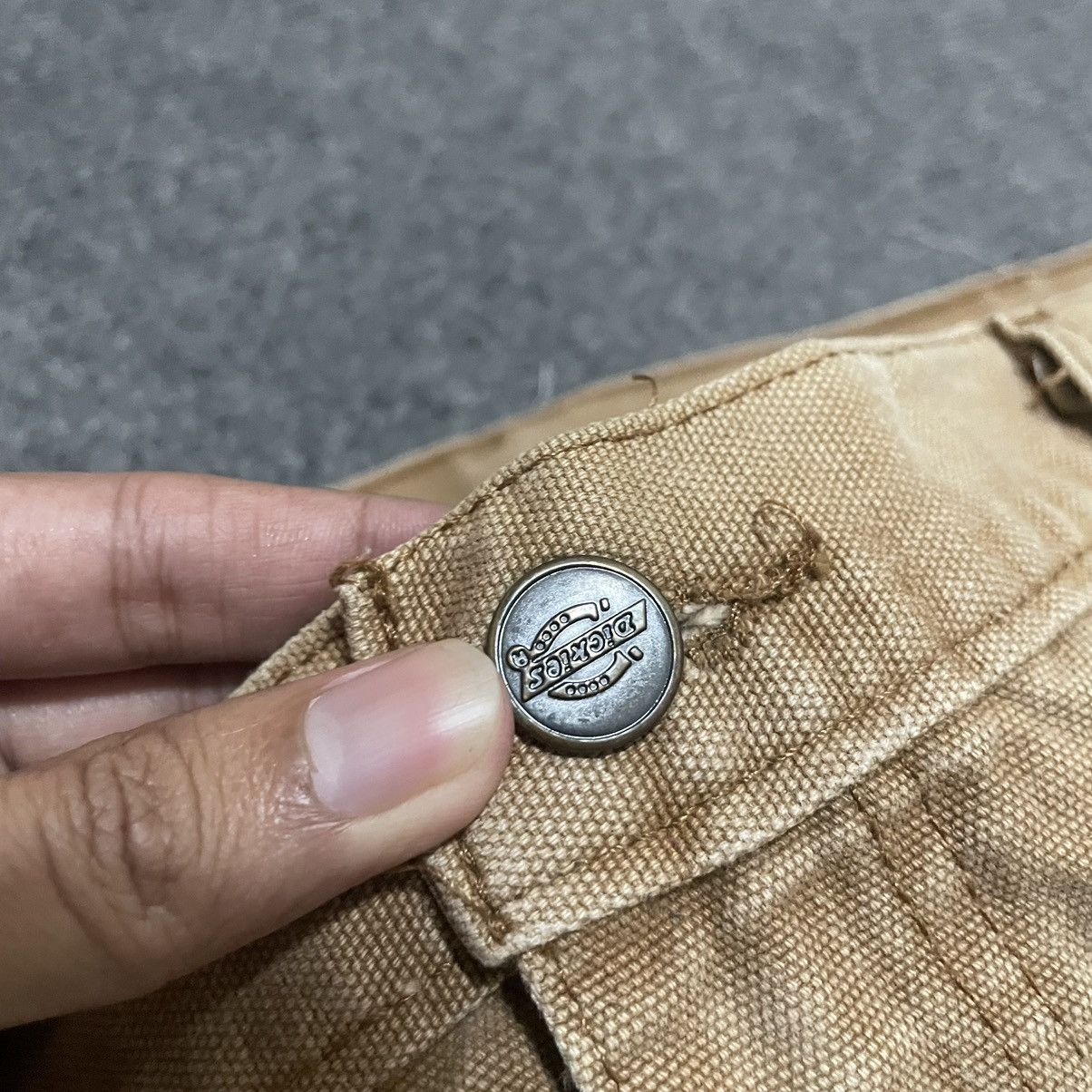 Dickies × Vintage Vintage Dickies Workwear Carpenter Pant Faded Brown Size US 38 / EU 54 - 9 Thumbnail