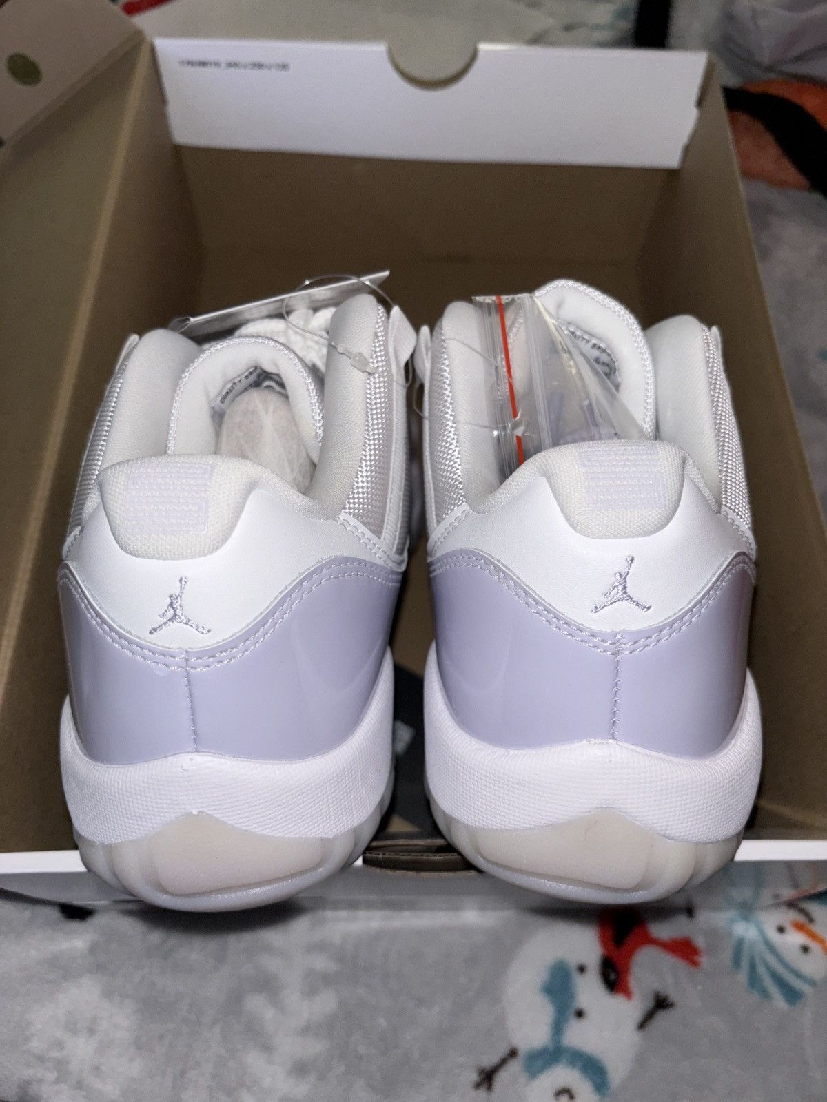 Jordan Brand Jordan 11 Retro Low Pure Violet Women’s Size US 11.5 / IT 41.5 - 2 Thumbnail
