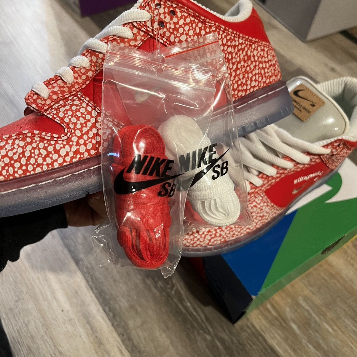 Nike × Stingwater Nike Sb Dunk Low Stingwater Magic Mushroom Size US 10.5 / EU 43-44 - 20 Thumbnail