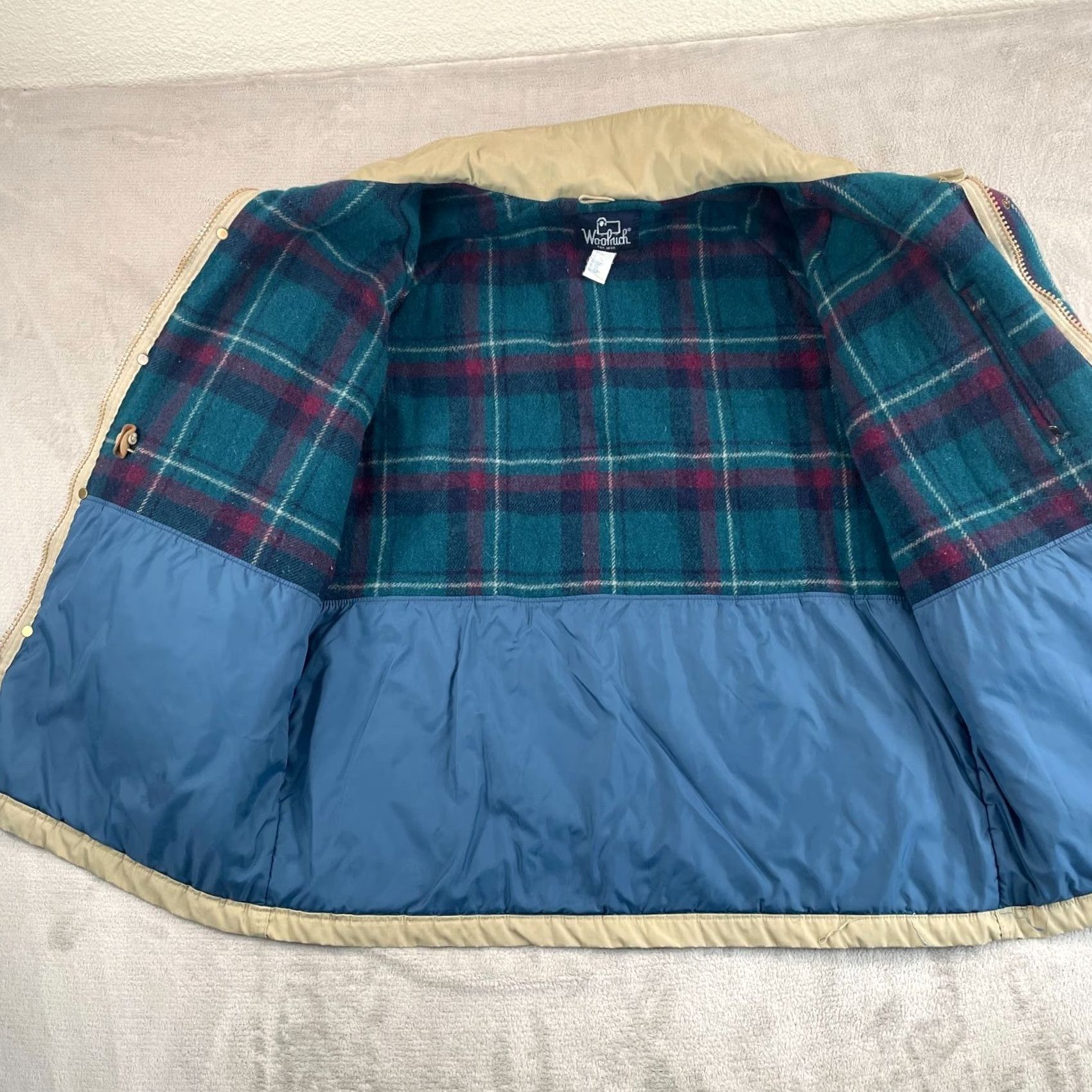 Vintage VINTAGE Woolrich Field Jacket MEN XL Beige Wool Lined Softshell Hooded Full Zip Snap Storm Flap Pockets Made in USA Chore Coat Outdoor Utility Jacket Size US XL / EU 56 / 4 - 7 Thumbnail