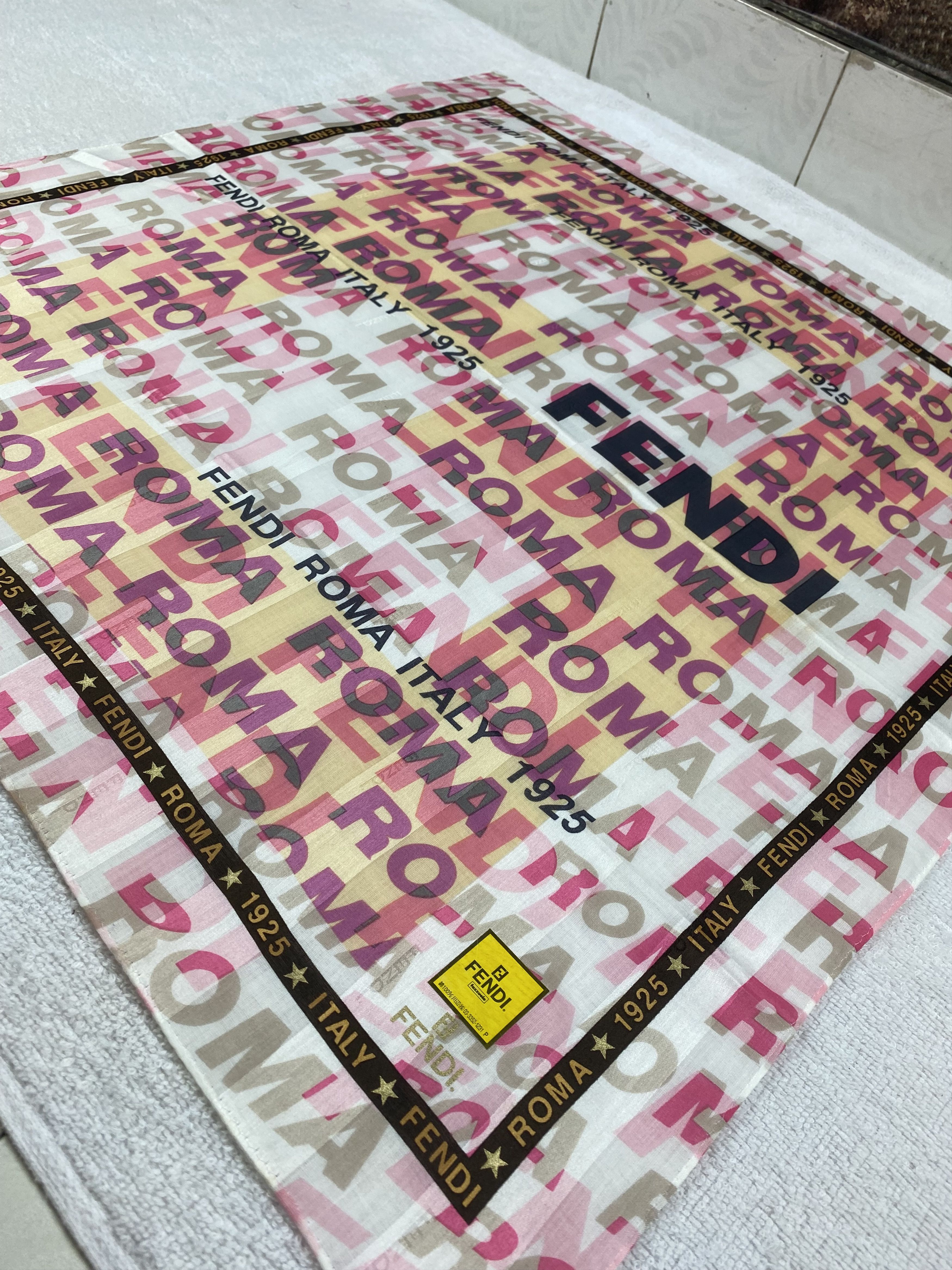 Vintage Vintage Fendi Handkerchief / Bandana / Neckerchief A1153 Size ONE SIZE - 4 Thumbnail
