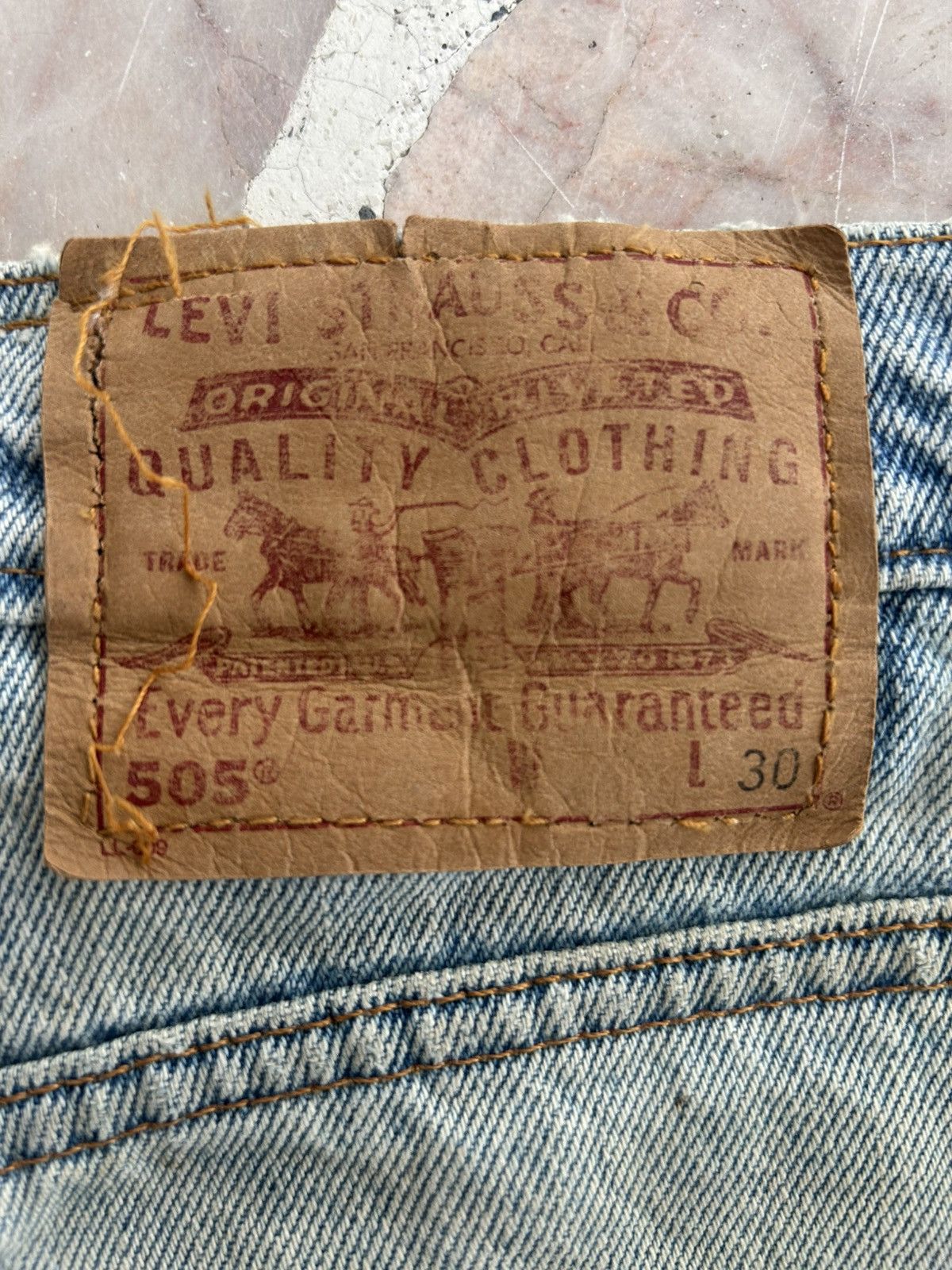 Levi's Levis 505 Vintage Ripped Jeans Size US 31 - 11 Thumbnail