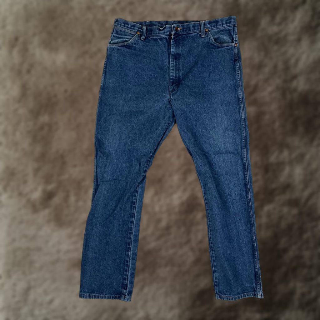 Wrangler VINTAGE Wrangler 13MWZ Regular Fit Jeans Cowboy Blue Denim 40x34 Mens Wrangler Cowboy Cut 5-Pocket Size US 40 / EU 56 - 1 Thumbnail