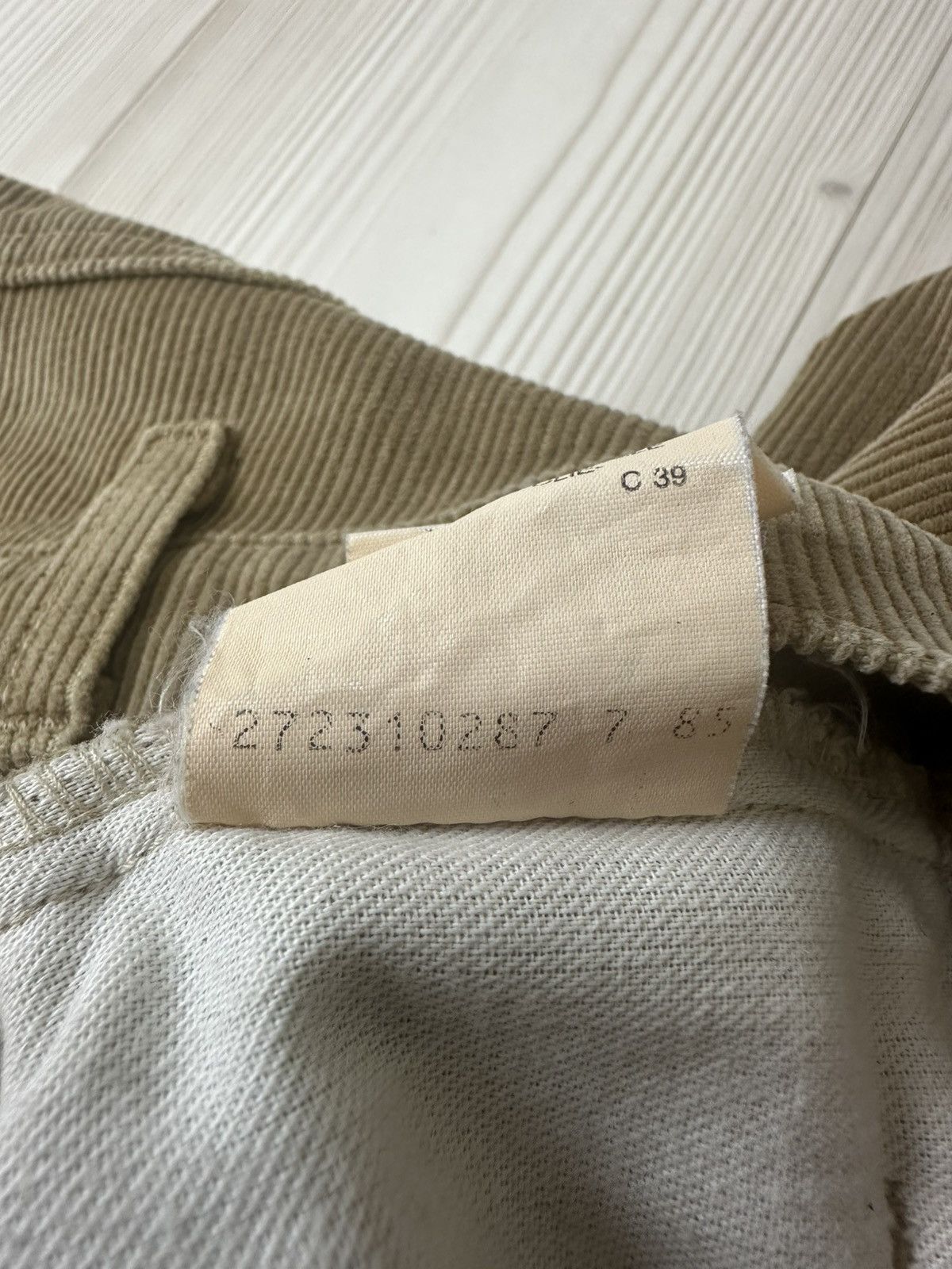 Levi's × Levi's Vintage Clothing × Vintage Levi’s vintage jeans 85’ 630 34/34 corduroy Size US 34 / EU 50 - 5 Thumbnail