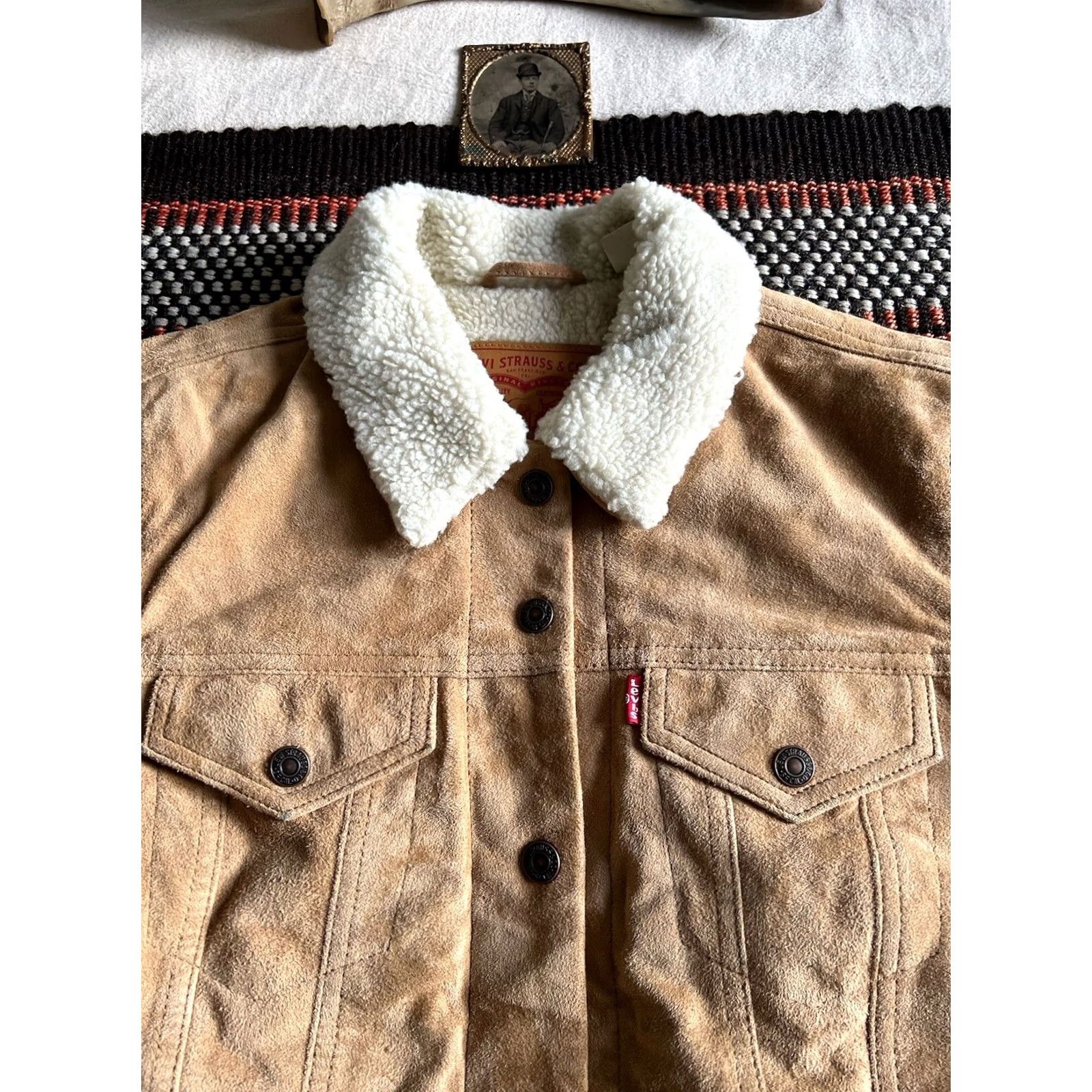 Levi's VINTAGE Levi's Suede Trucker Jacket M Sherpa Fleece Special Ltd Edition Leather LNWOT Beige Women Regular Jacket Mens Womens Size M / US 6-8 / IT 42-44 - 7 Thumbnail